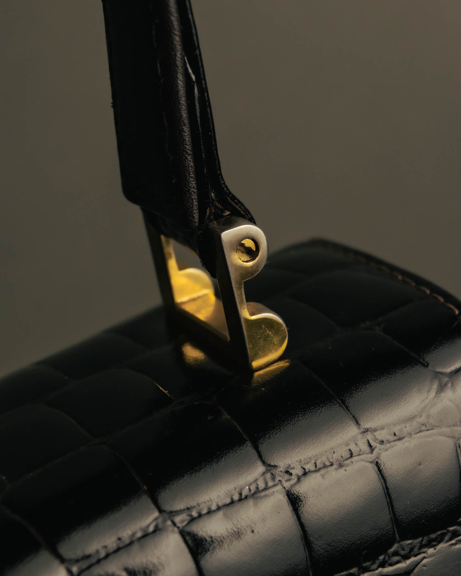 -SPECIAL- "TIFFANY & CO." 70's-80's Shiny crocodile top handle bag