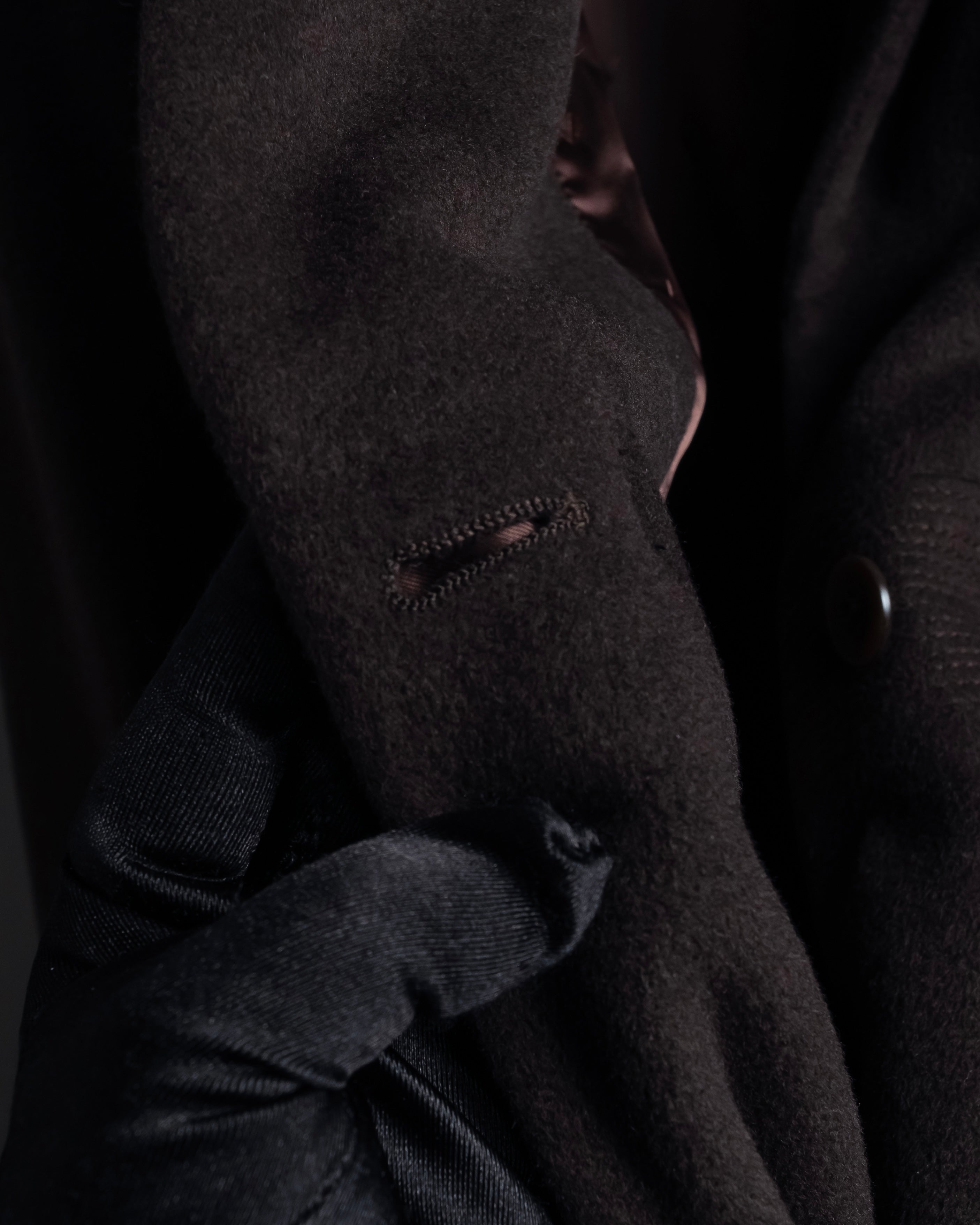 "VALENTINO" Shaped silhouette mocha brown chester coat