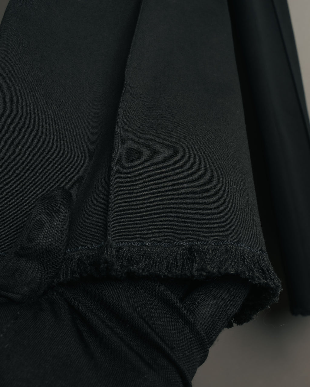 “CHANEL” 2004 Spring grosgrain straight trousers
