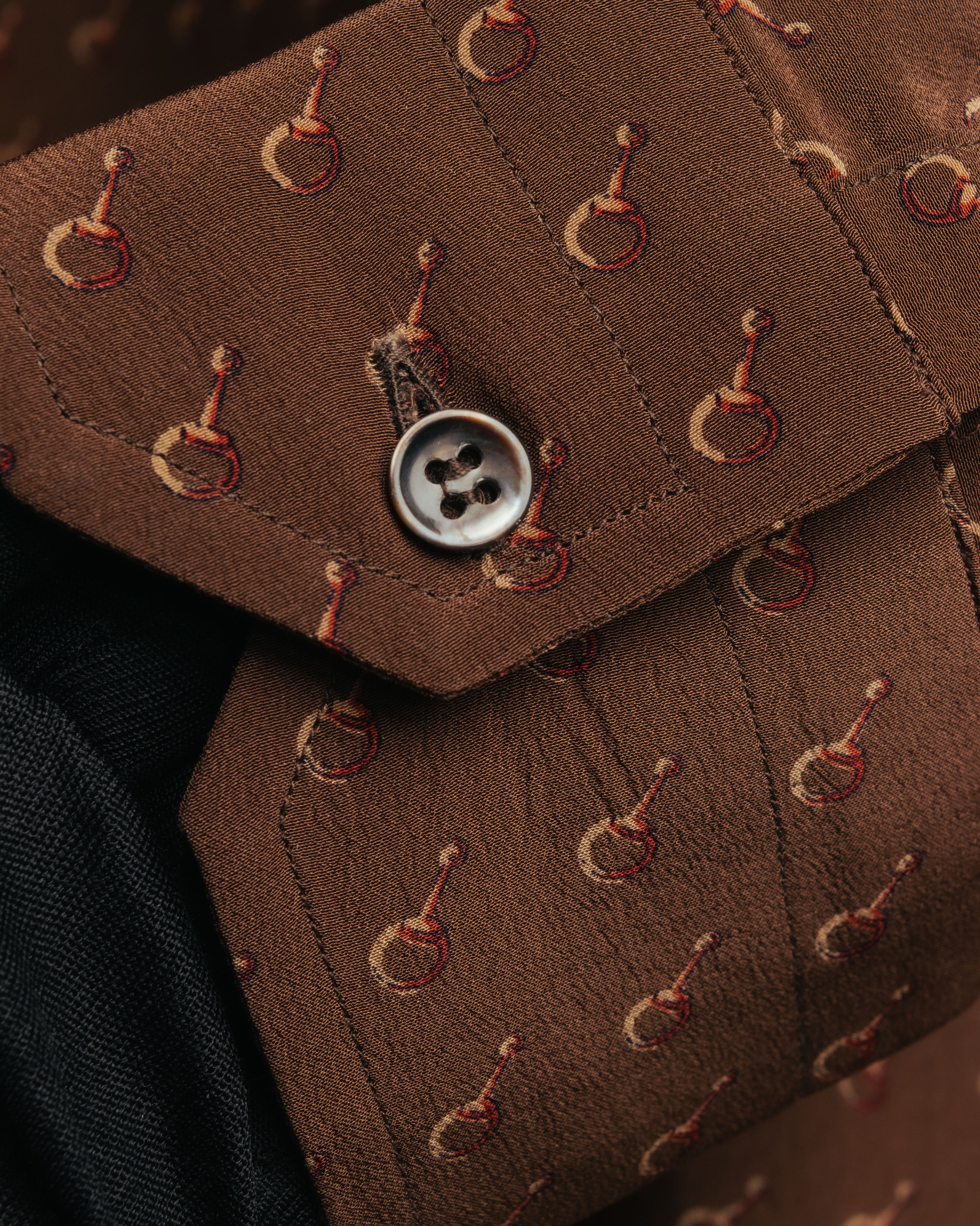 “GUCCI” 70’s horsebit monogram silk shirt