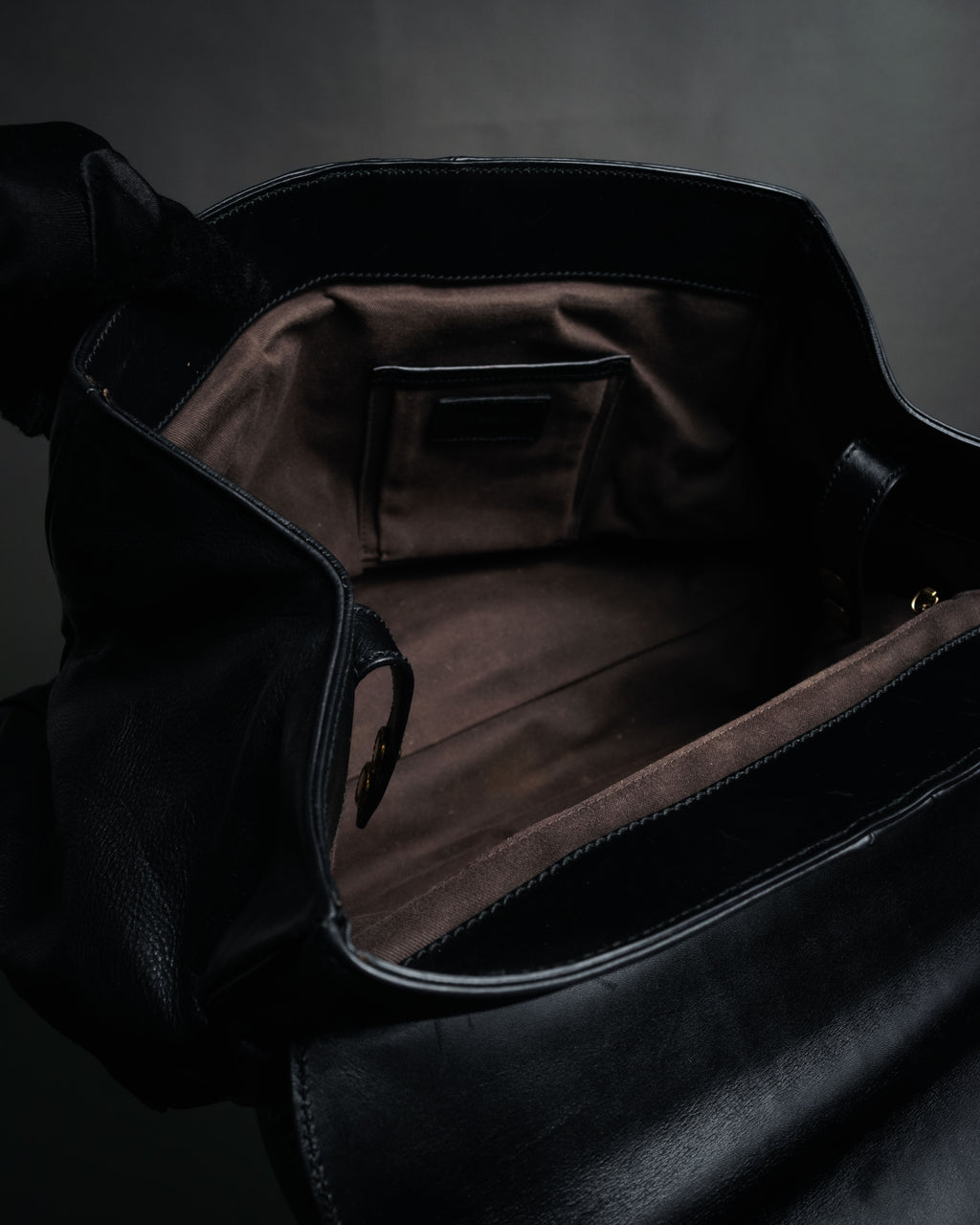 –SPECIAL– “DOLCE & GABBANA” 00’s-10’s Miss orient padlock leather satchel