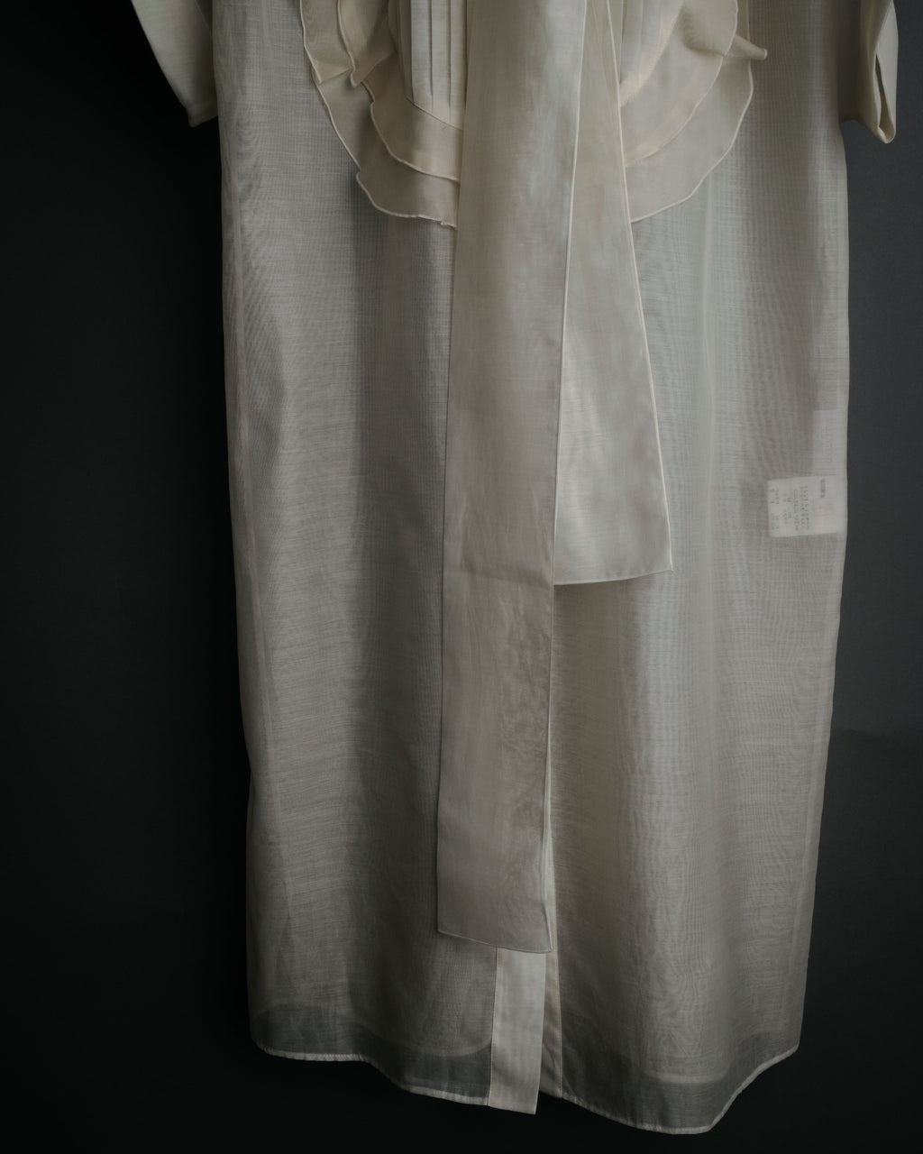-SPECIAL- “VALENTINO ROMA” 2000’s sheer bow tie ruffled blouse