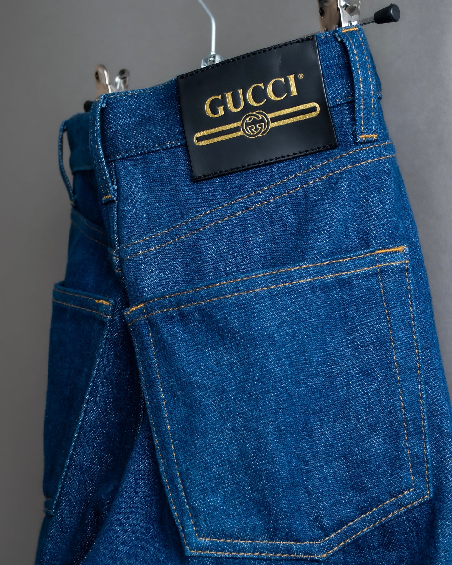 "GUCCI" Logo lapel design one wash flare denim