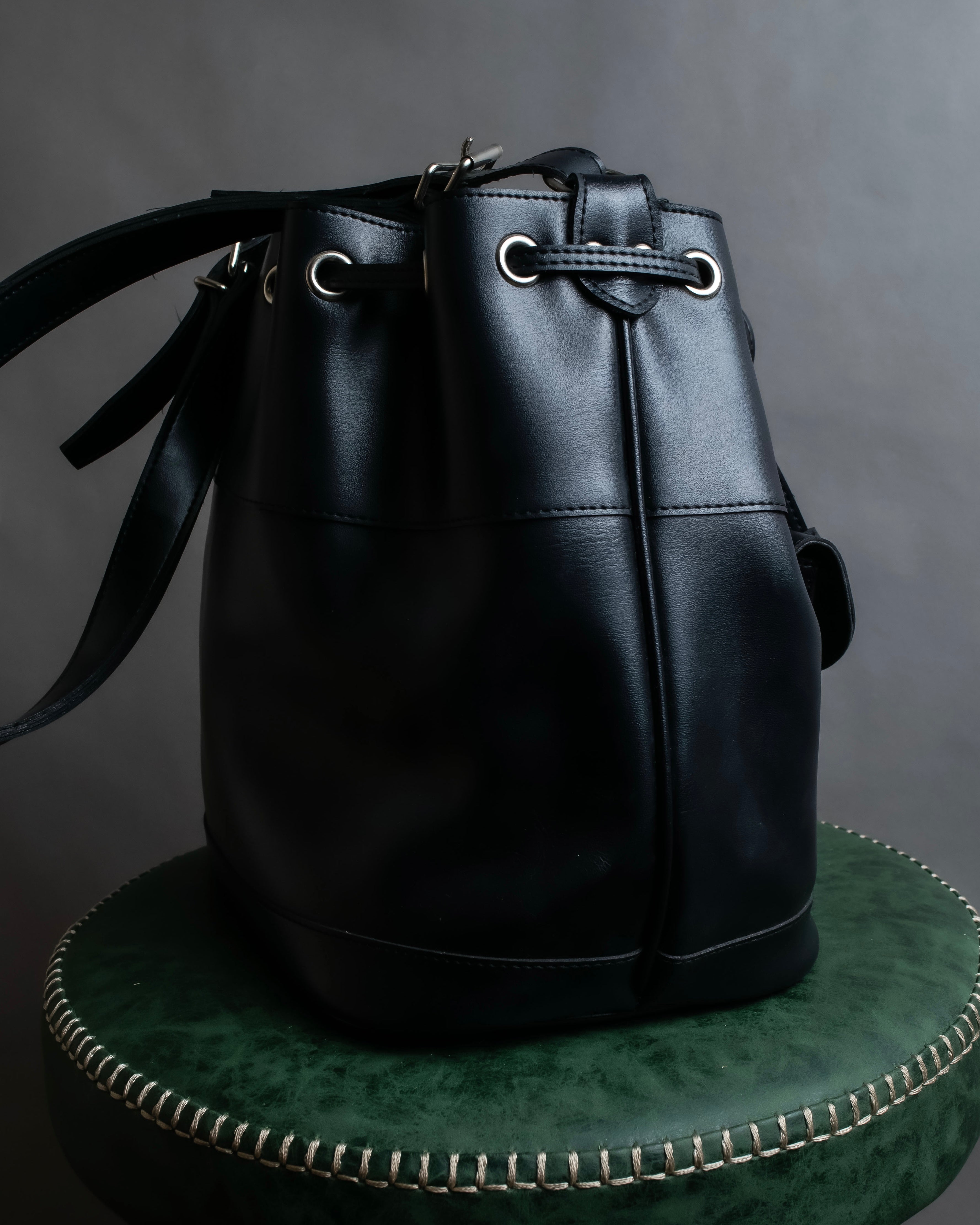 "COMME des GARCONS" Drawcord strings design PVC leather bag