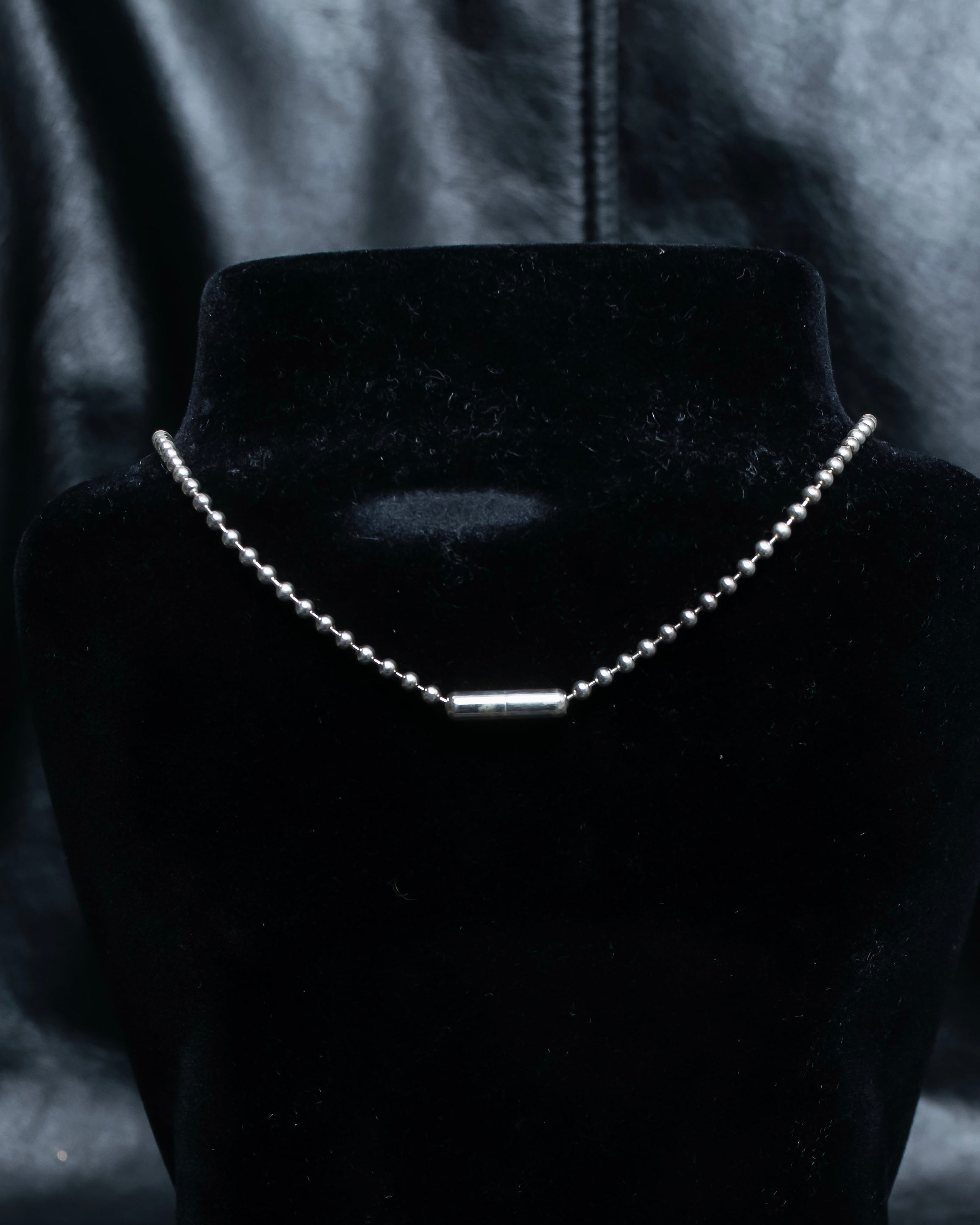 "GUCCI" Ball chain logo engraved plate bracelet