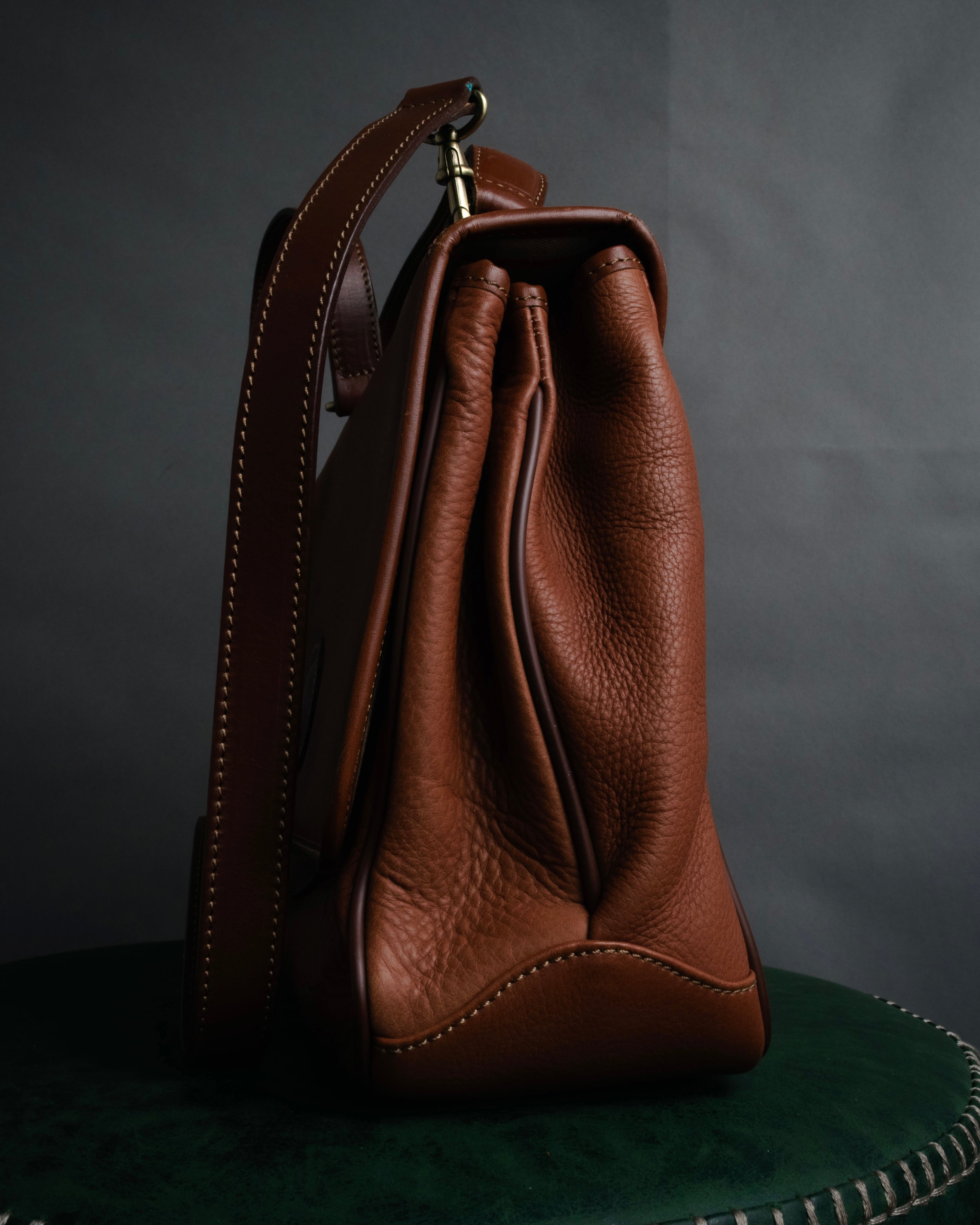 “Burberrys” 80’s-90’s Heritage leather bag