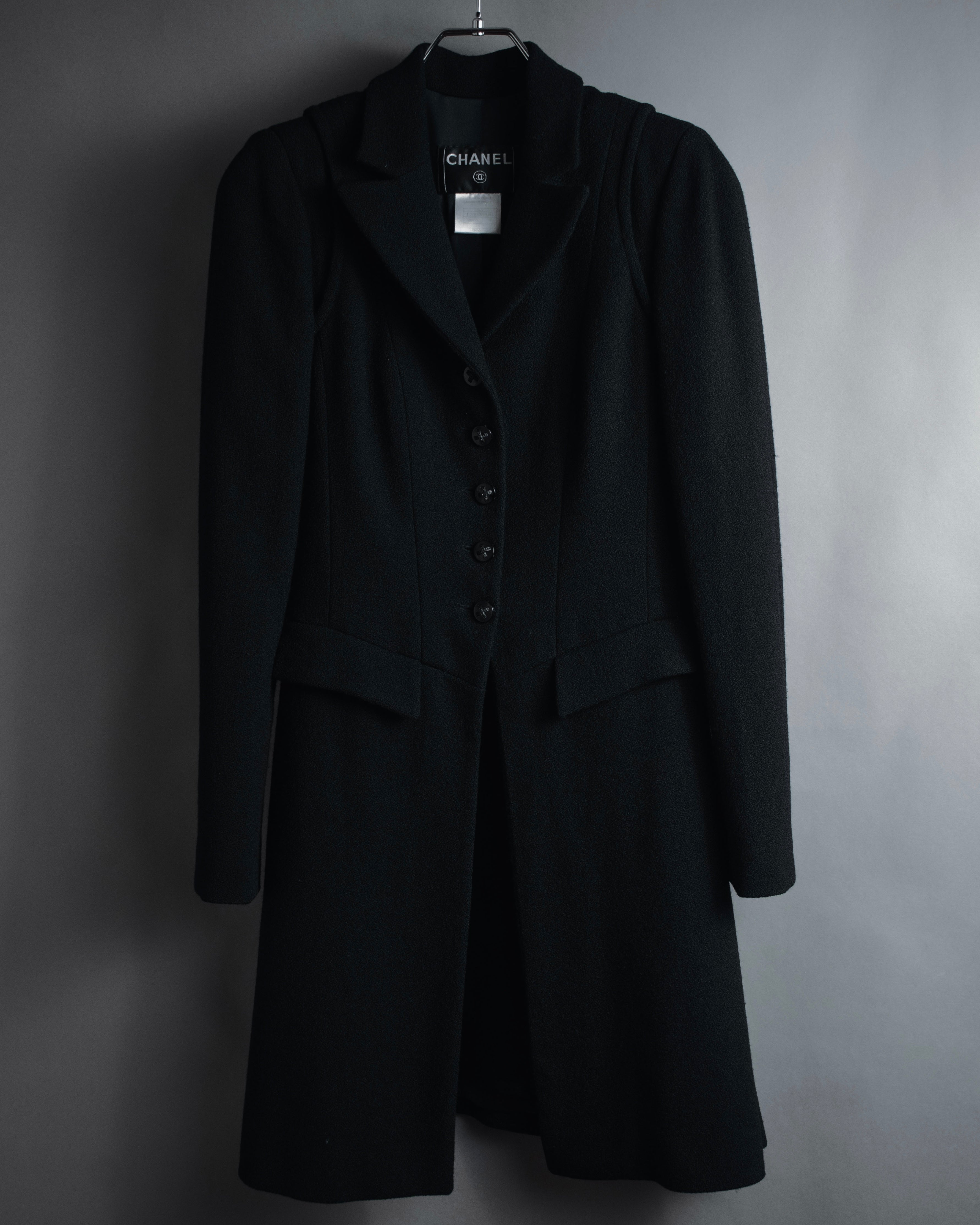 –SPECIAL– "CHANEL" 04SS sculpted princess-line wool crepe coat