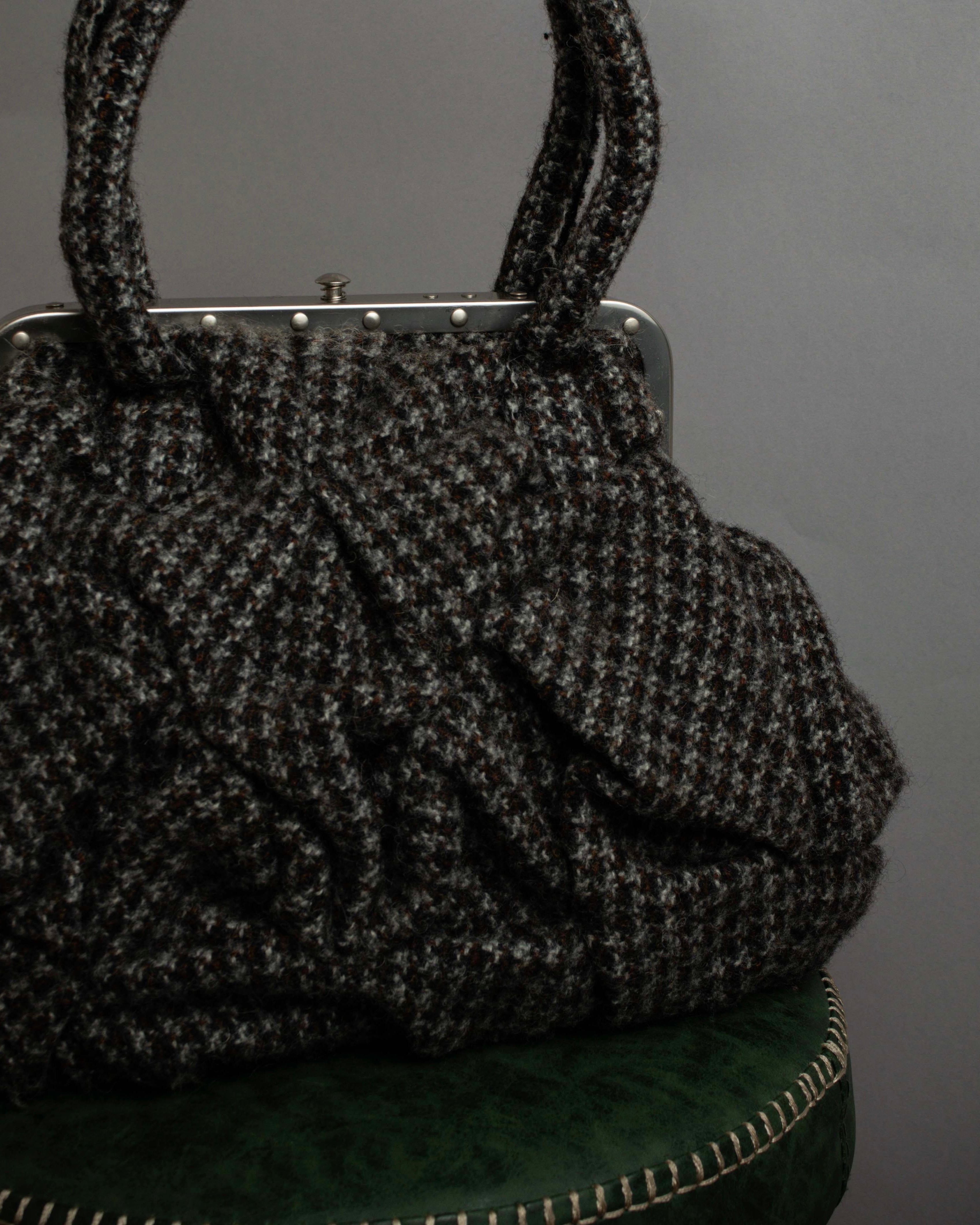 "JUNYA WATANABE COMME des GARCONS" Mixed tweed gathered detail clasp bag