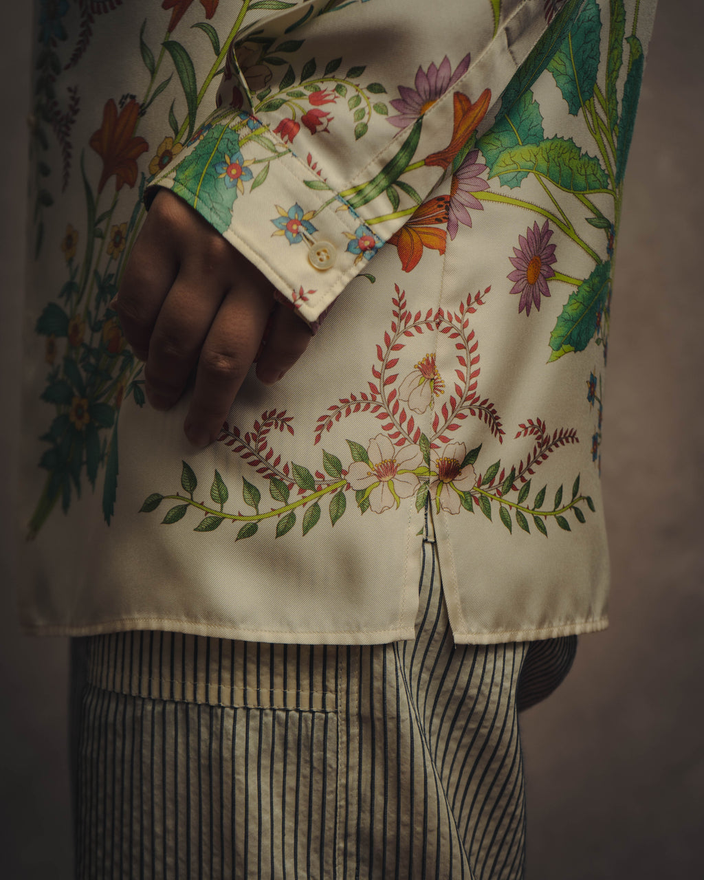 -SPECIAL- “GUCCI” 2015-2022 Botanical printed silk shirt