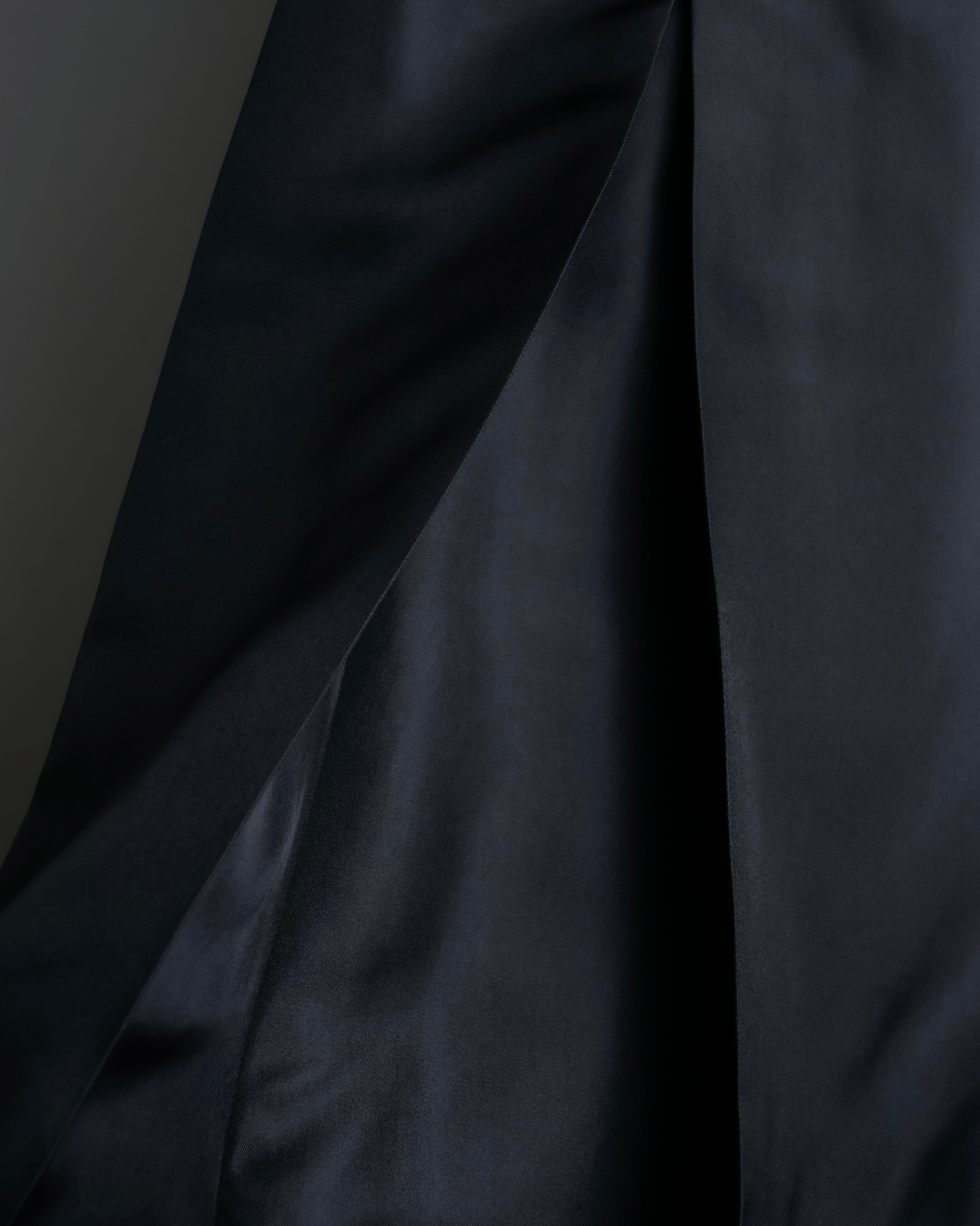 "PRADA" 100% silk pleated skirt