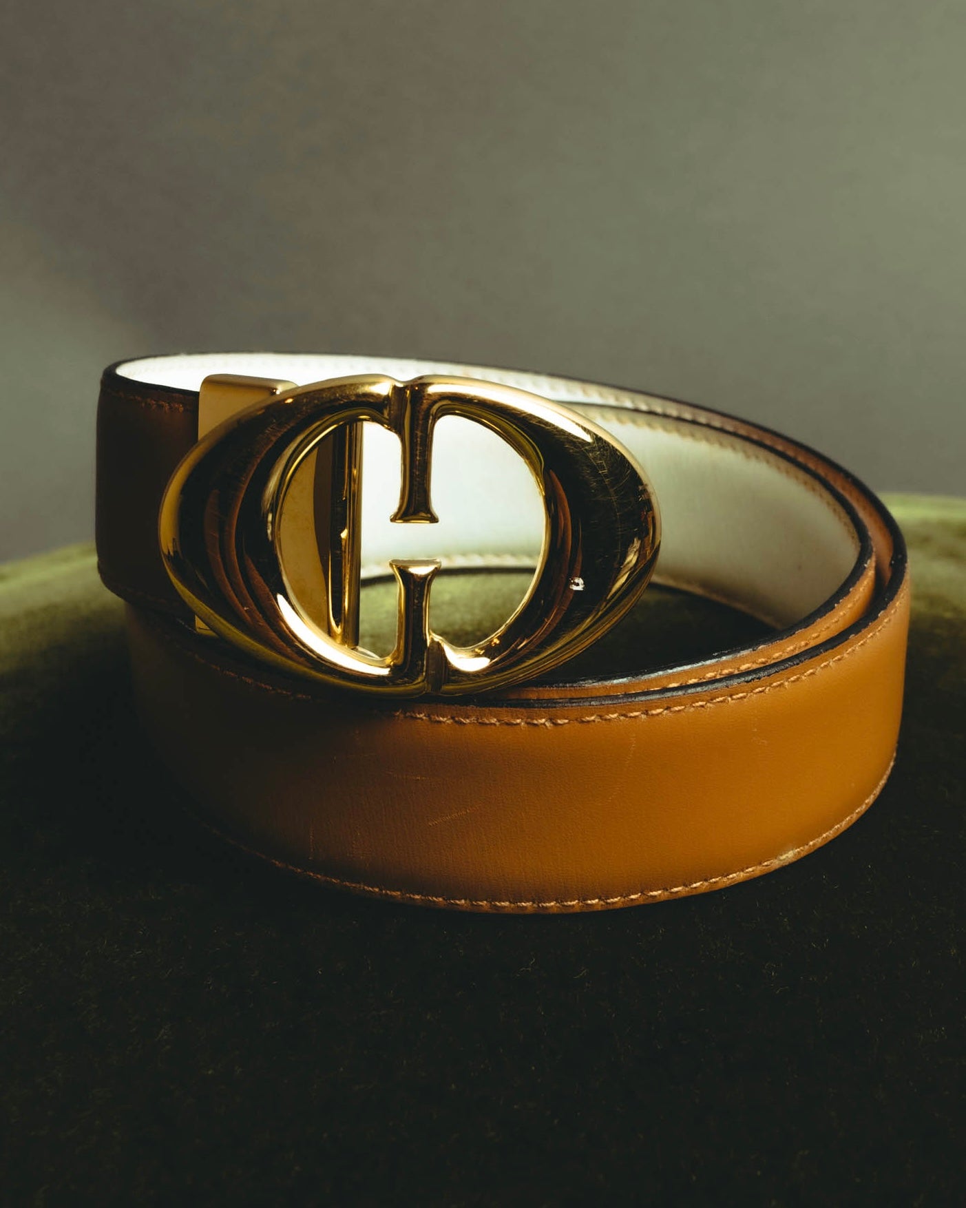 “Gucci” Leather reversible Double G belt
