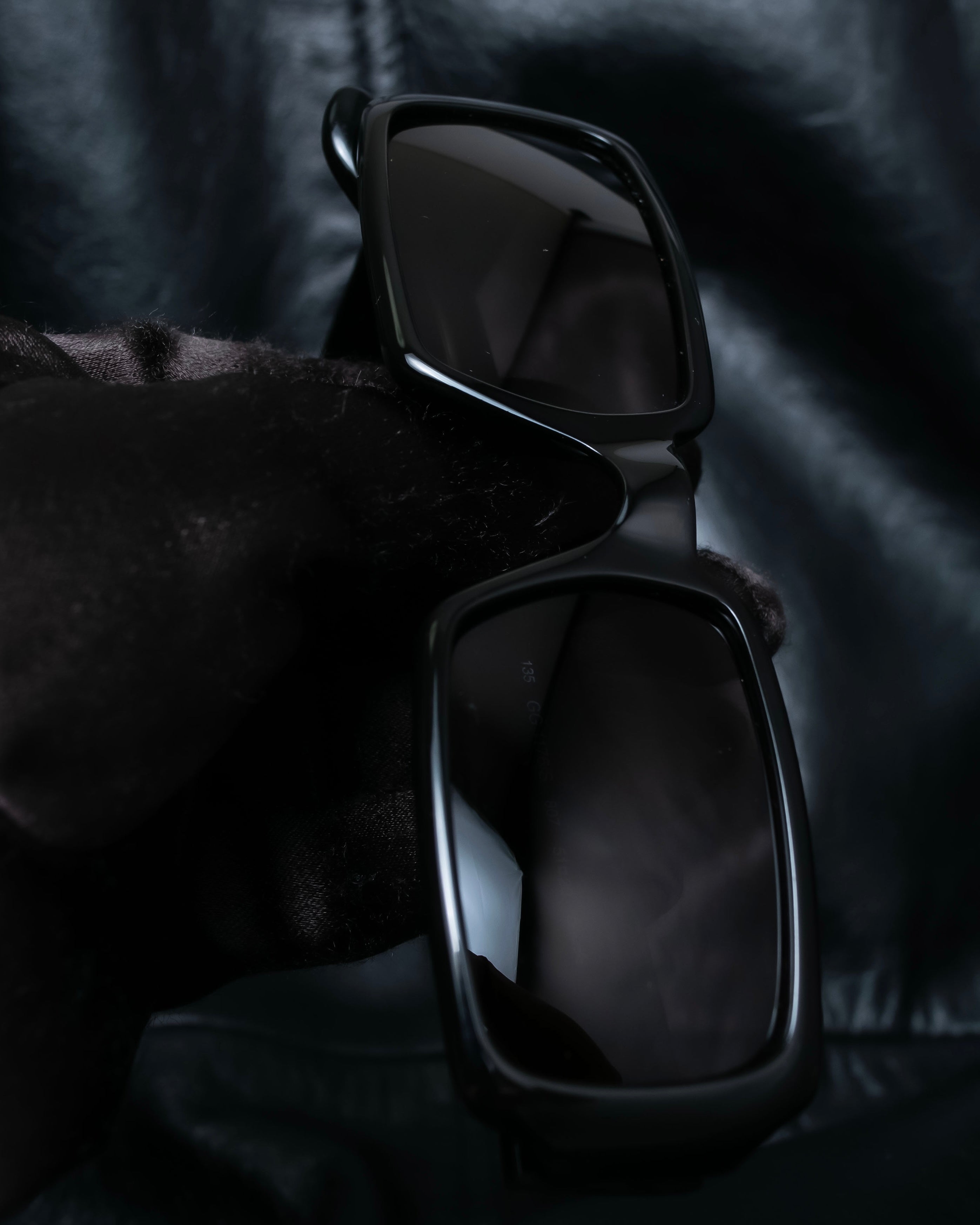 “GUCCI ”  G logo square flame sunglasses