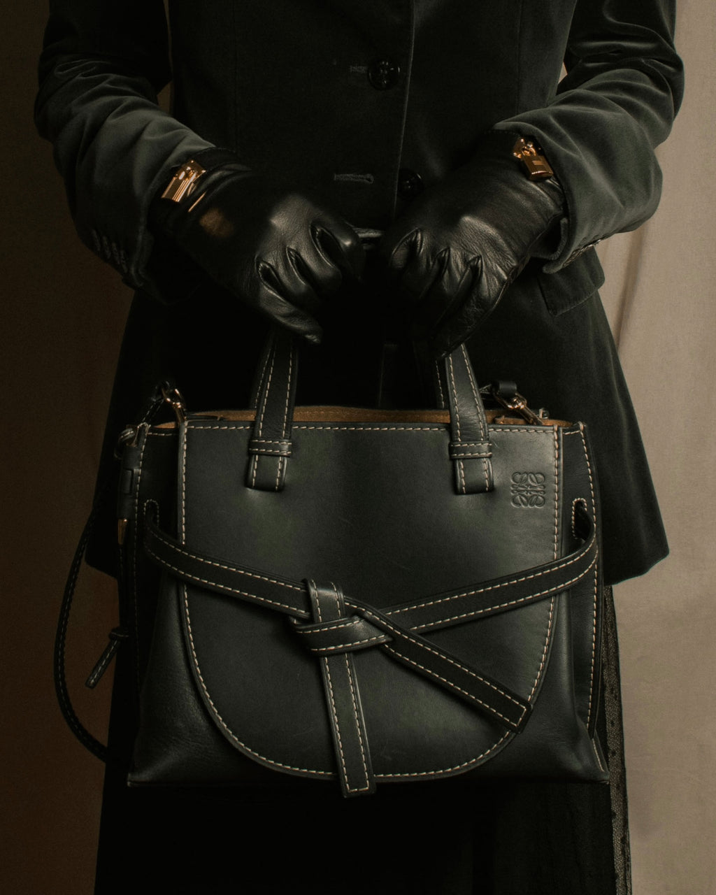 "LOEWE" Gate top handle 2way leather bag