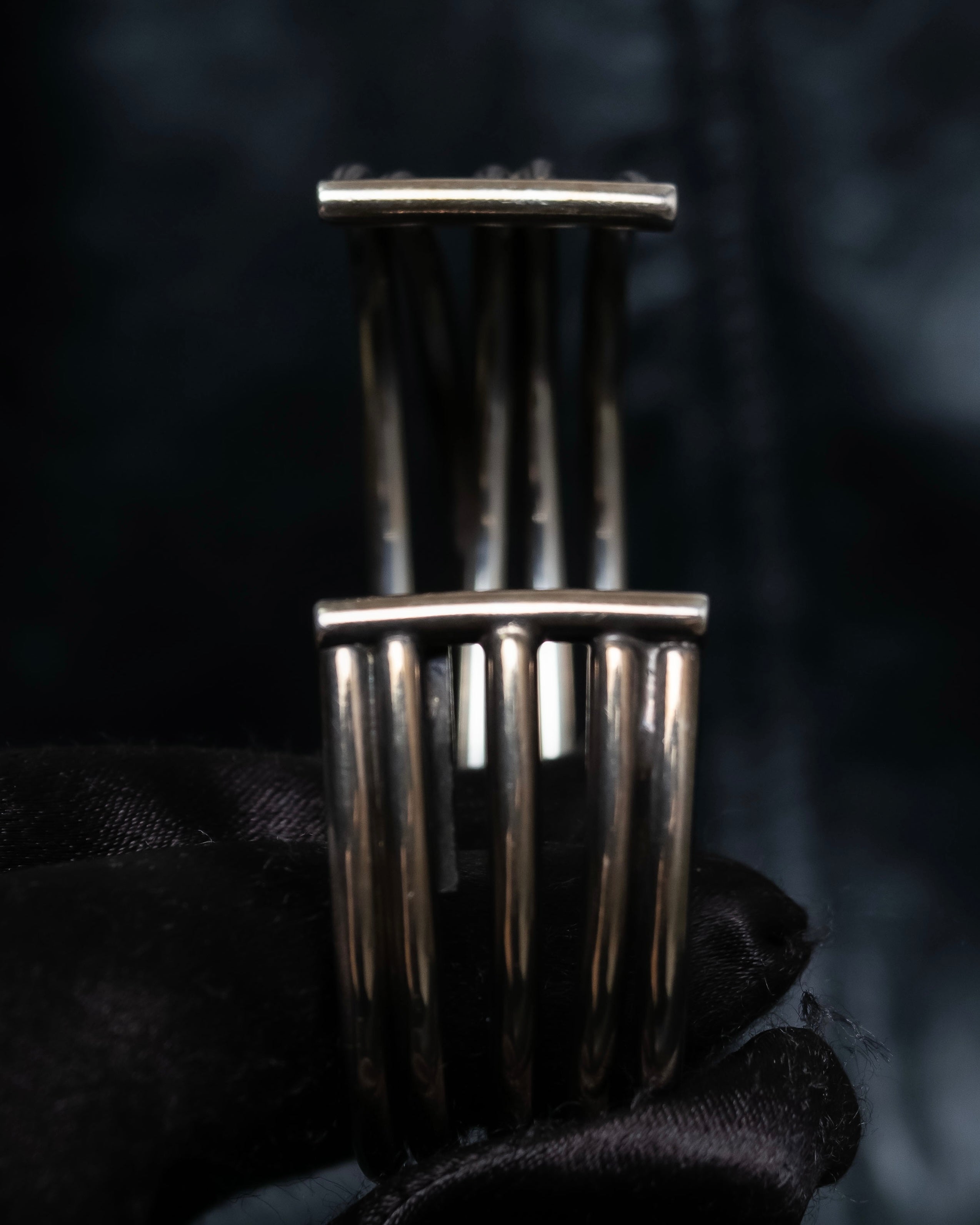 “PHILIPPE AUDIBERT” Crossed 5 line silver bangle