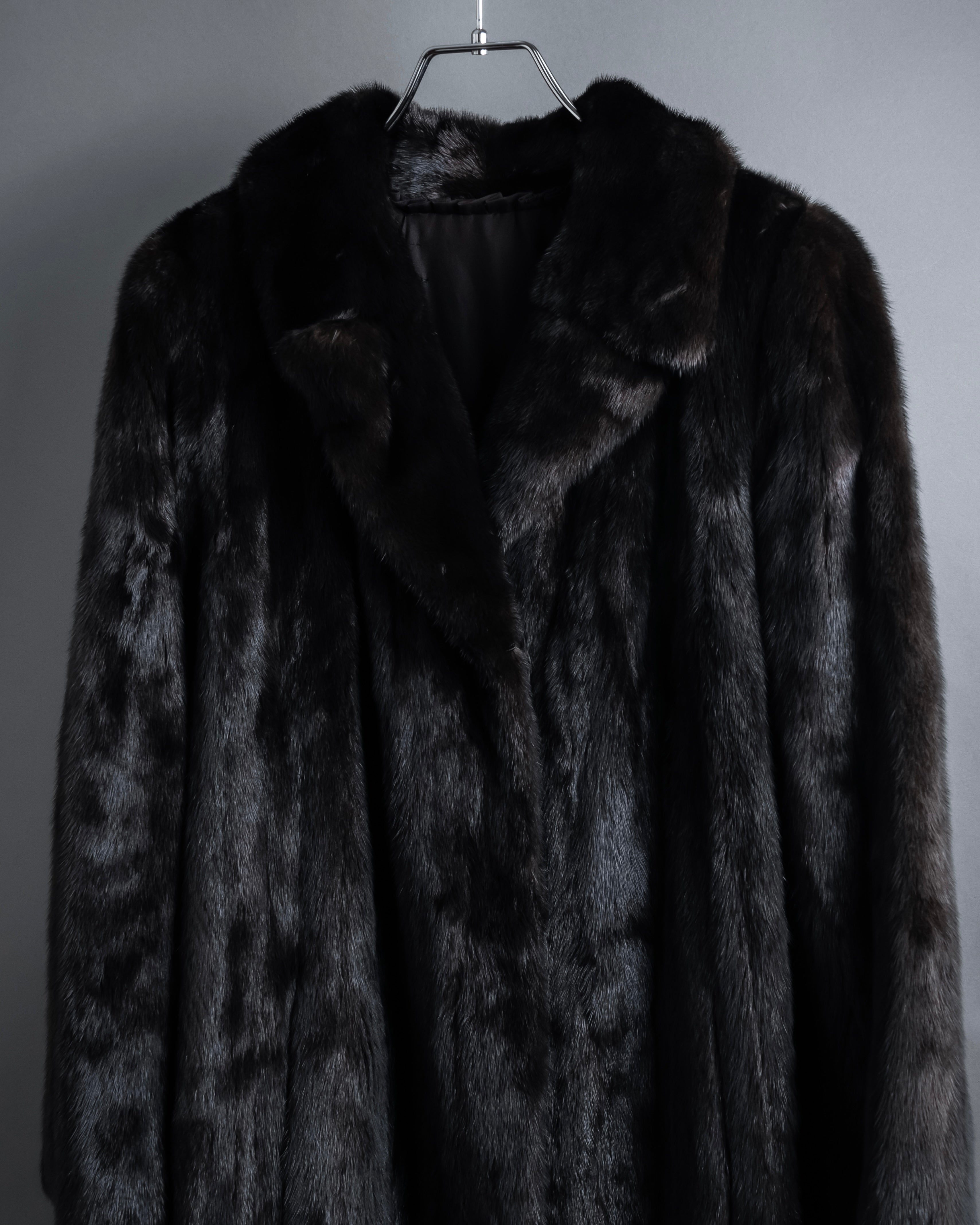"GUCCI" Semi-custom atelier work fur long coat