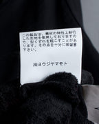 "YOHJI YAMAMOTO FEMME" 13SS
Shoulder cutting sleeveless pullover