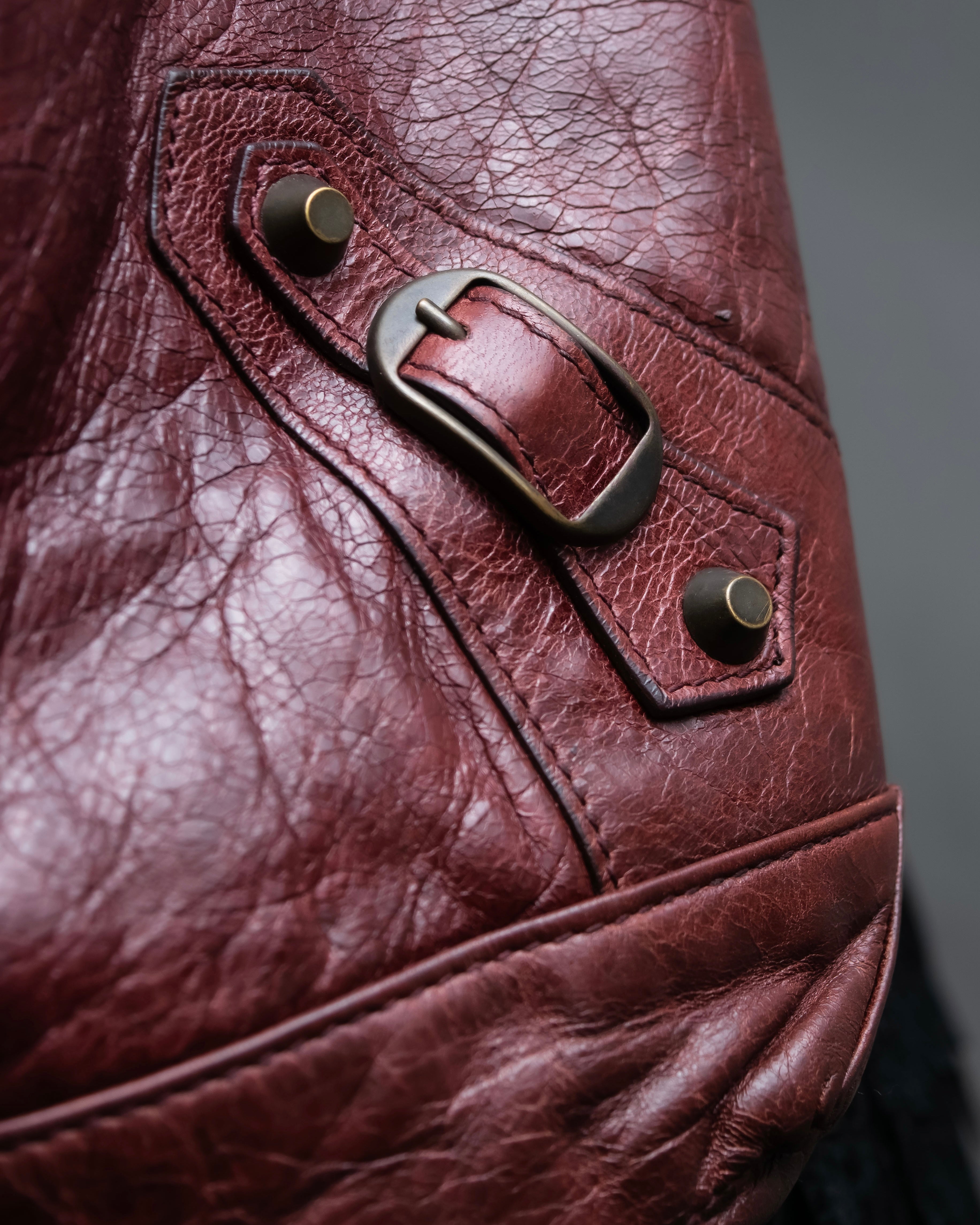 “BALENCIAGA” The Day leather one shoulder bag (burgundy)