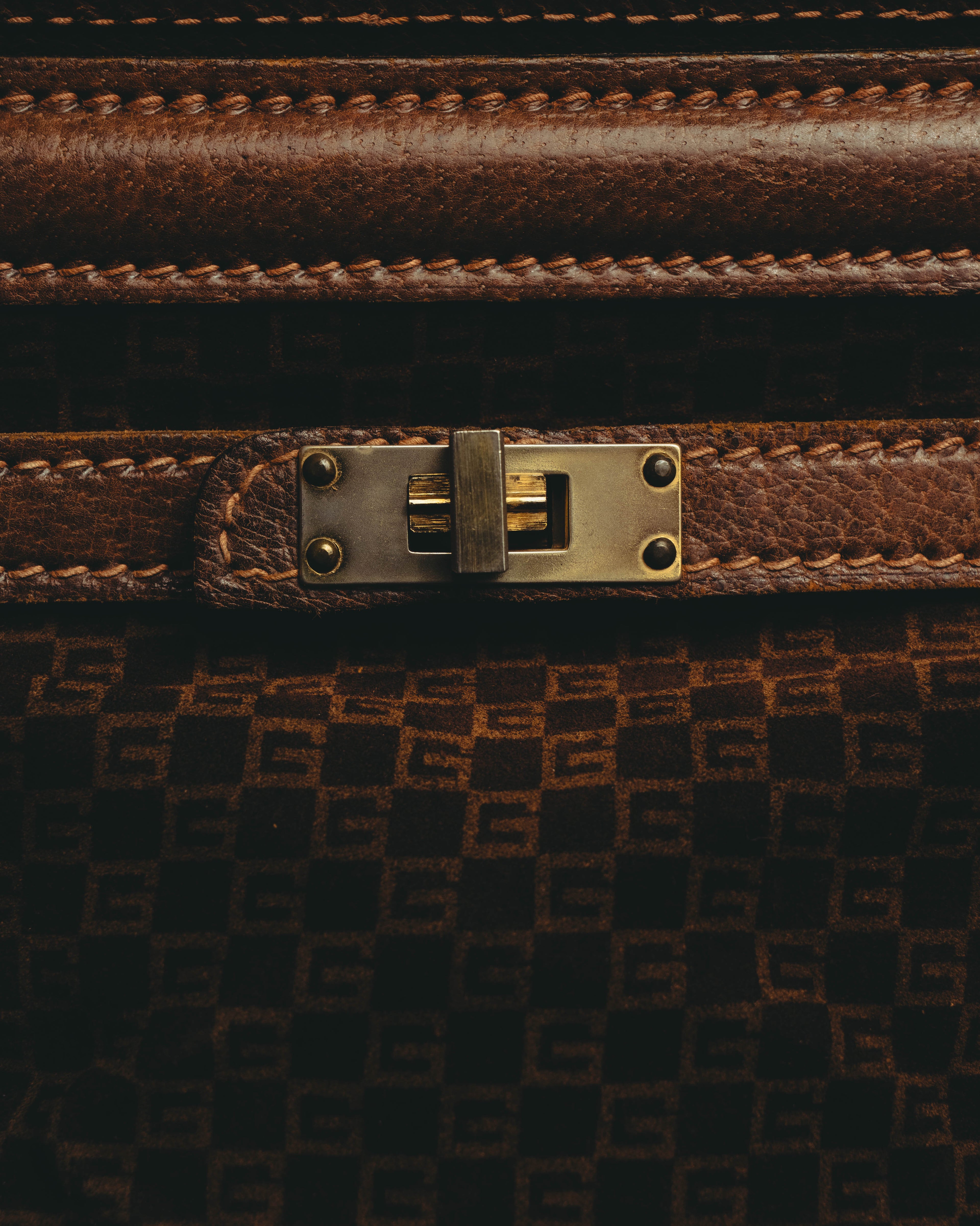 -SPECIAL- "GUCCI" 70's Micro GG suede turn-lock handbag