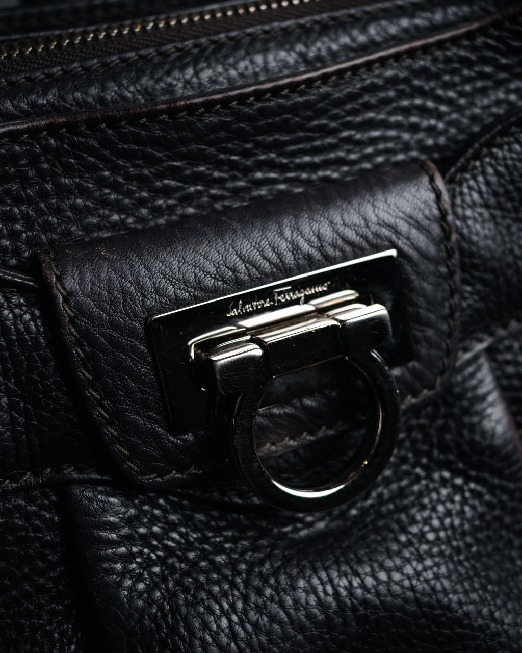 “Salvatore Ferragamo” 00’s-10’s Gancini leather hobo bag