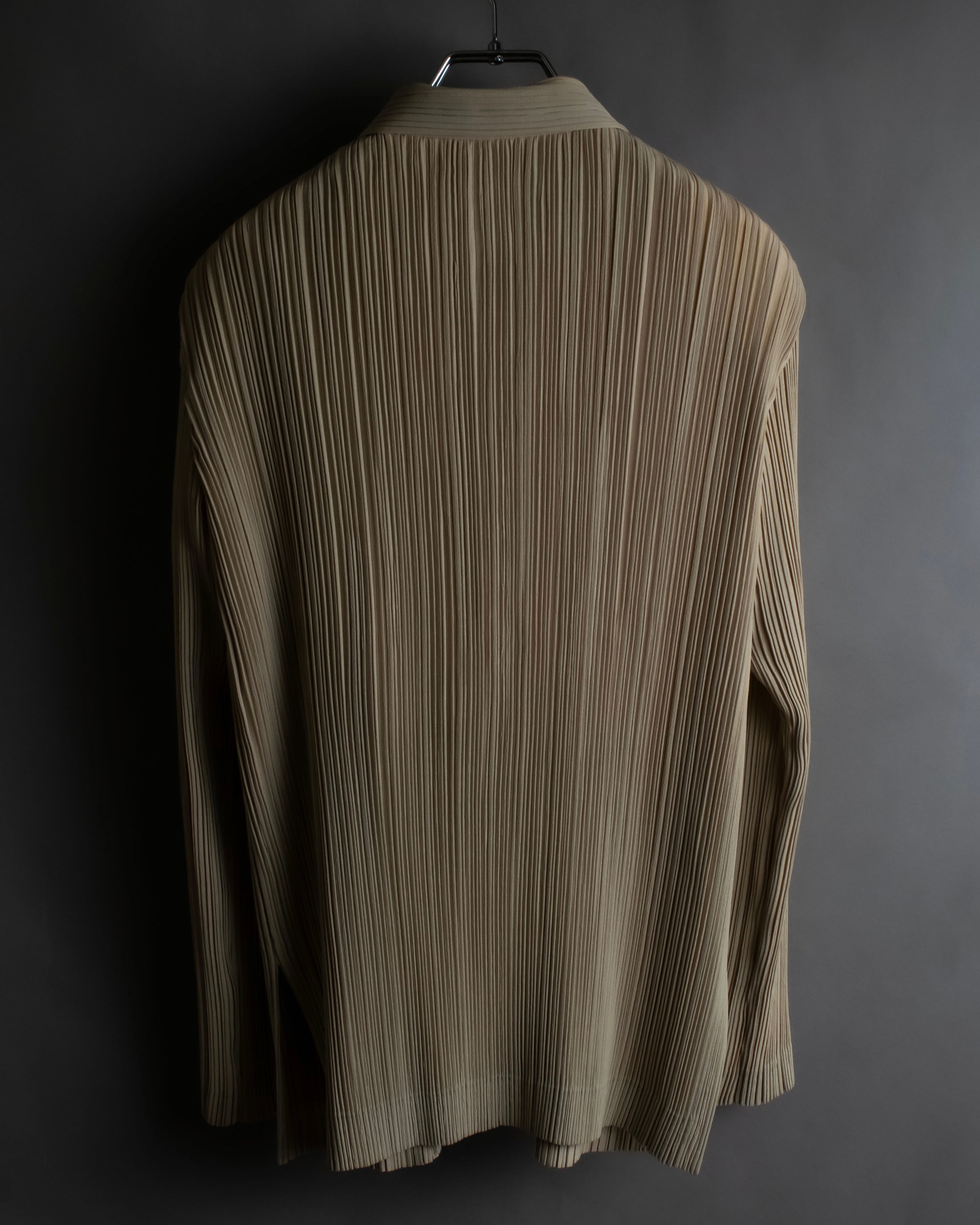 "ISSEY MIYAKE" Fine pleated shirt jacket
