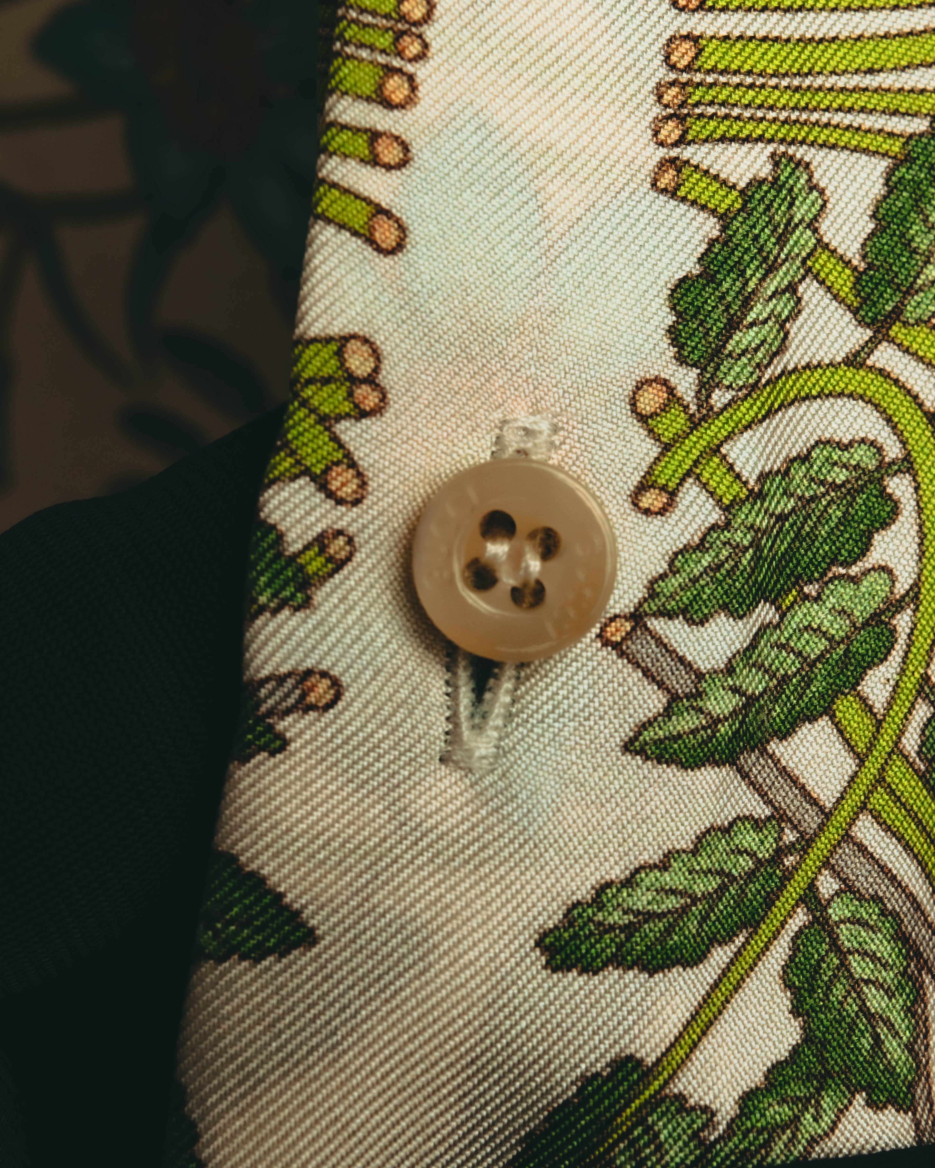 -SPECIAL- “GUCCI” 2015-2022 Botanical printed silk shirt