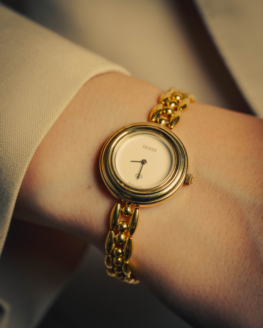 –SPECIAL– "GUCCI" 80's-90's Elegant gold tone wristwatch