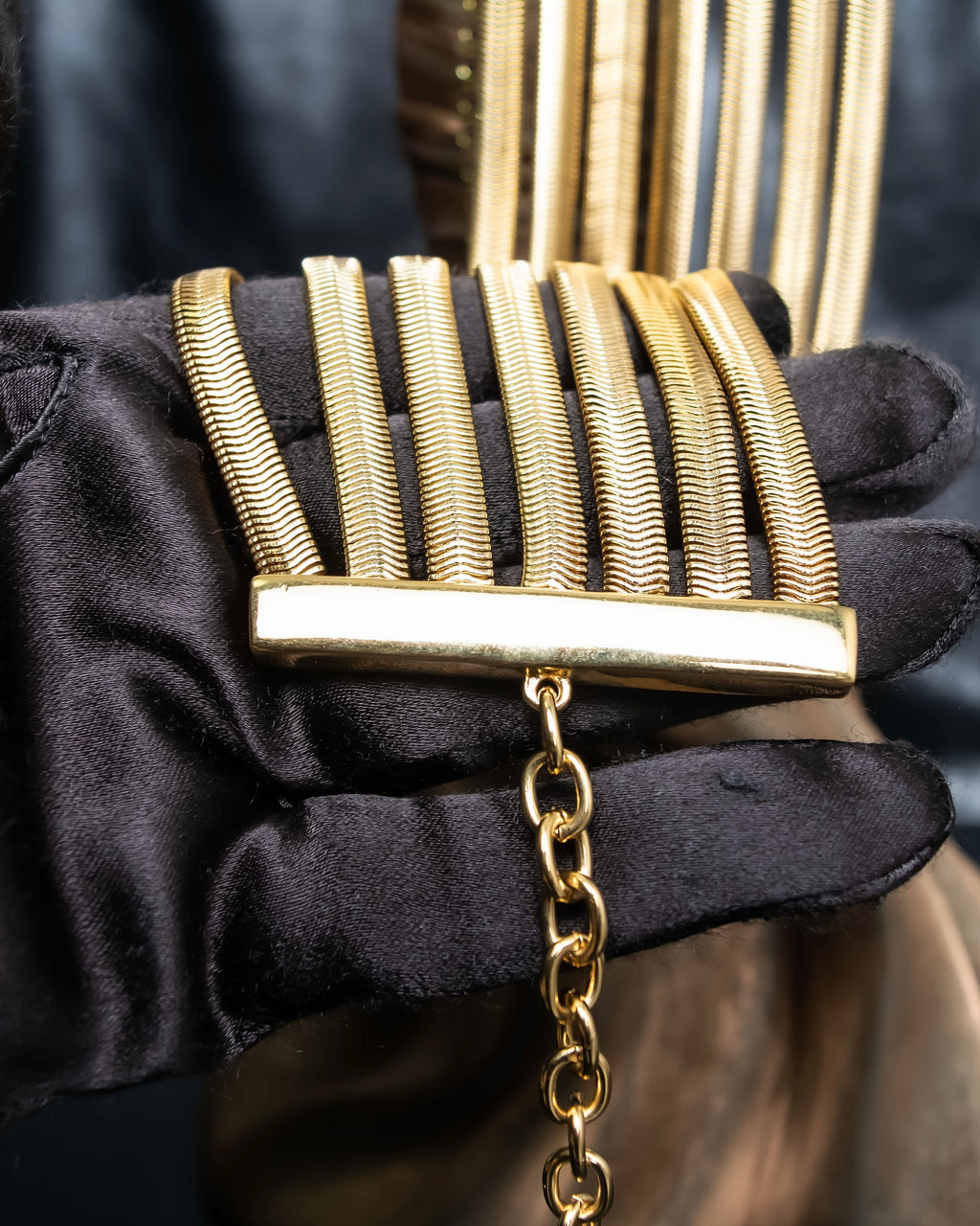 "GIVENCHY" 7 strand accordion chain choker necklace