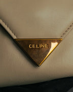 "CELINE" 80's-90's Vintage triangle flap gather leather shoulder bag