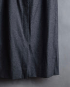 "CHANEL" 90's Gold button design straight line skirt