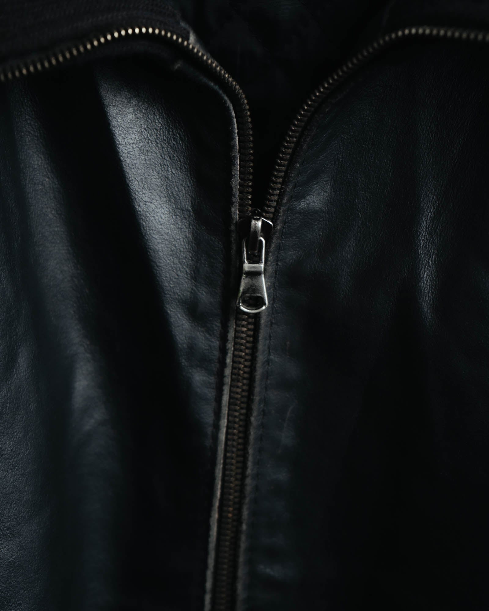 -MOOD MILLÉSIMES- 80’s-90’s softly draped leather bomber jacket