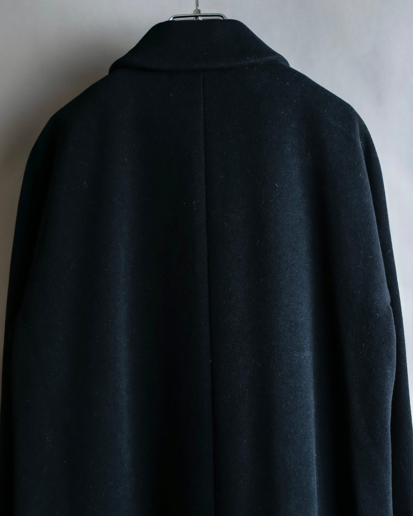 "CALVIN KLEIN" Oversized 5 button soutien collar coat