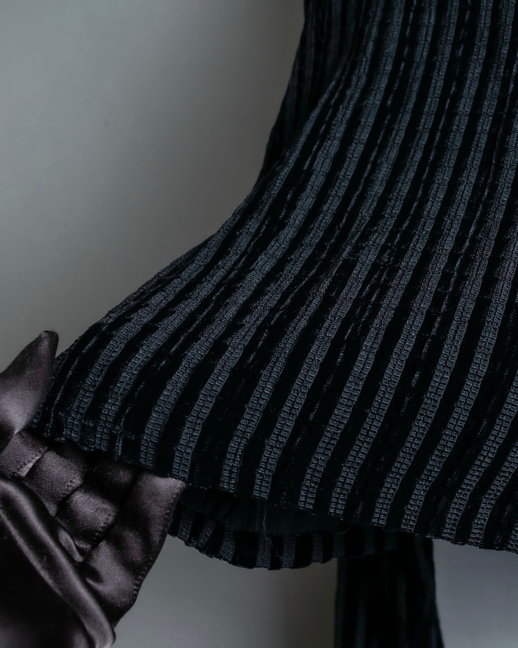 “Yohji Yamamoto +NOIR” Sheer rib summer knit jacket