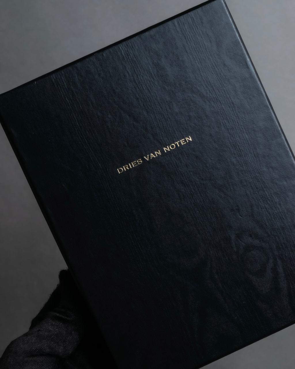 "DRIES VAN NOTTEN" Herringbone striped silk bow tie