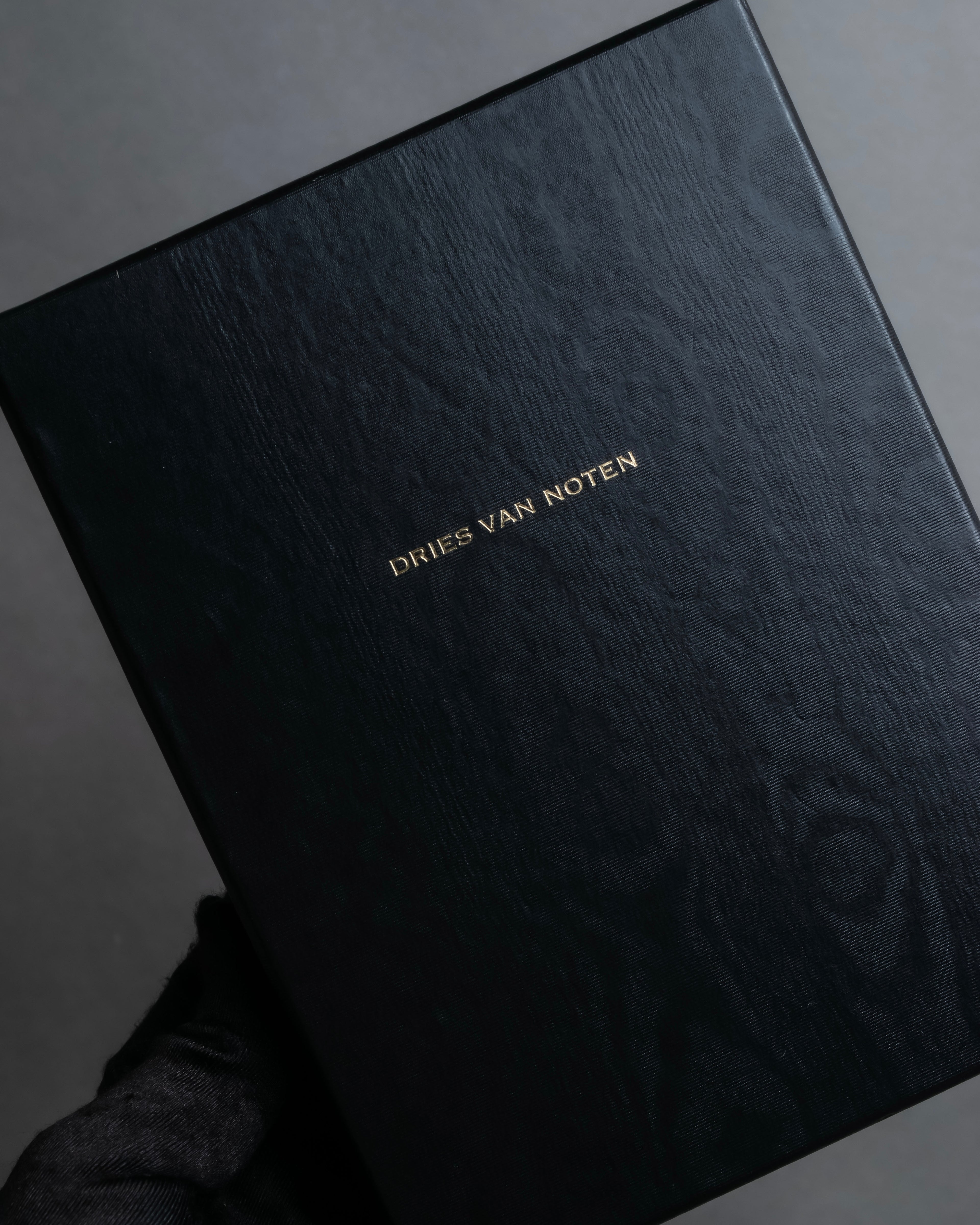 "DRIES VAN NOTTEN" Herringbone striped silk bow tie