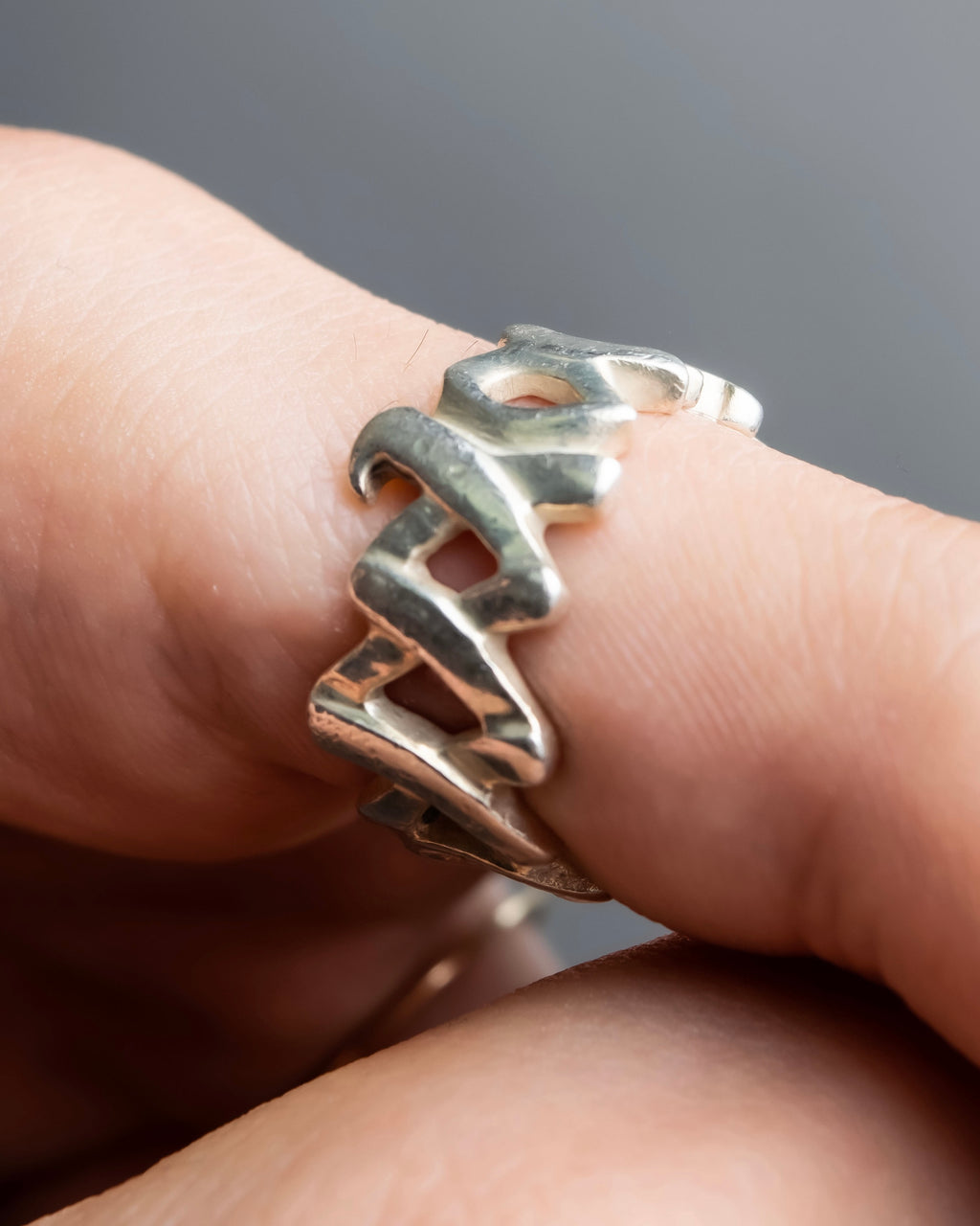 "Tiffany&Co" Paloma picasso love and kiss xo motif ring