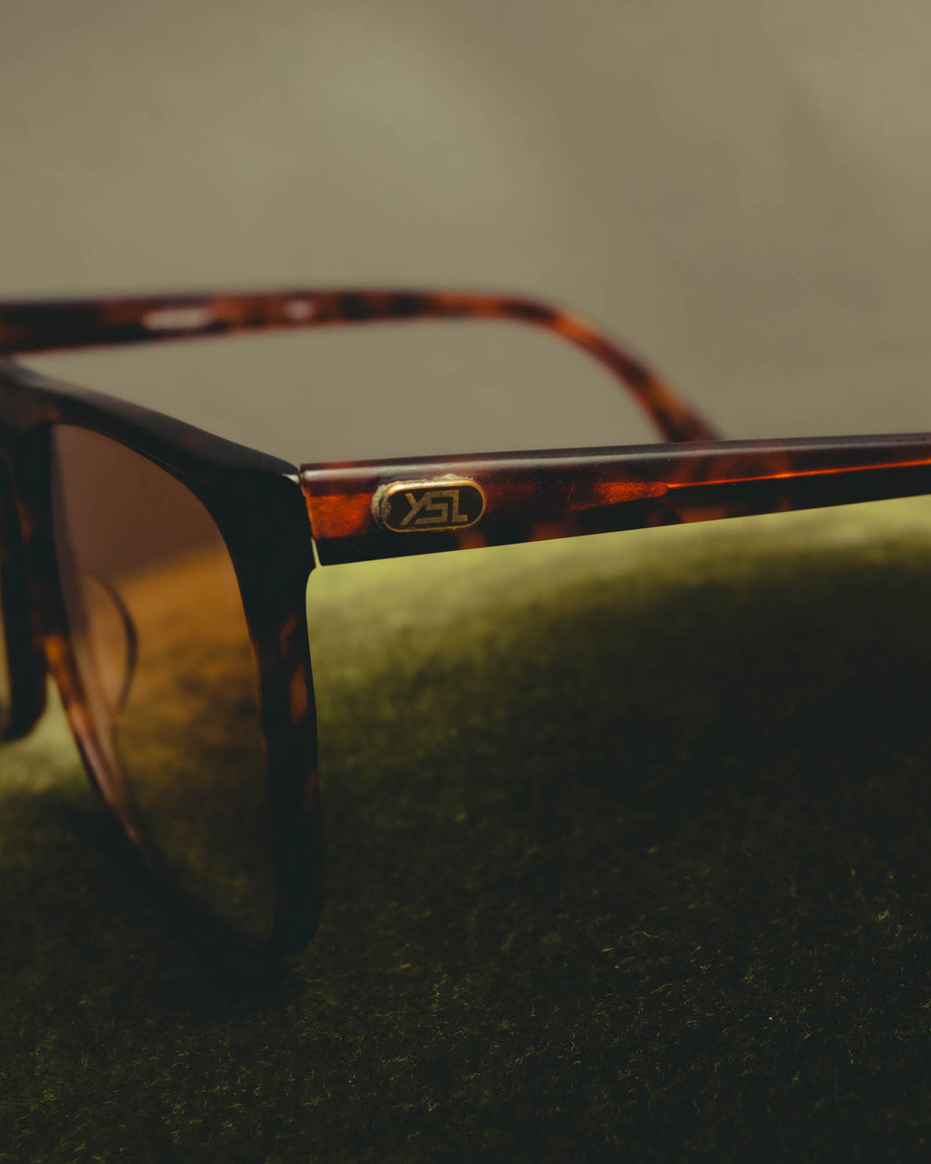 "Yves Saint Laurent" 80's Oversized tortoiseshell square sunglasses