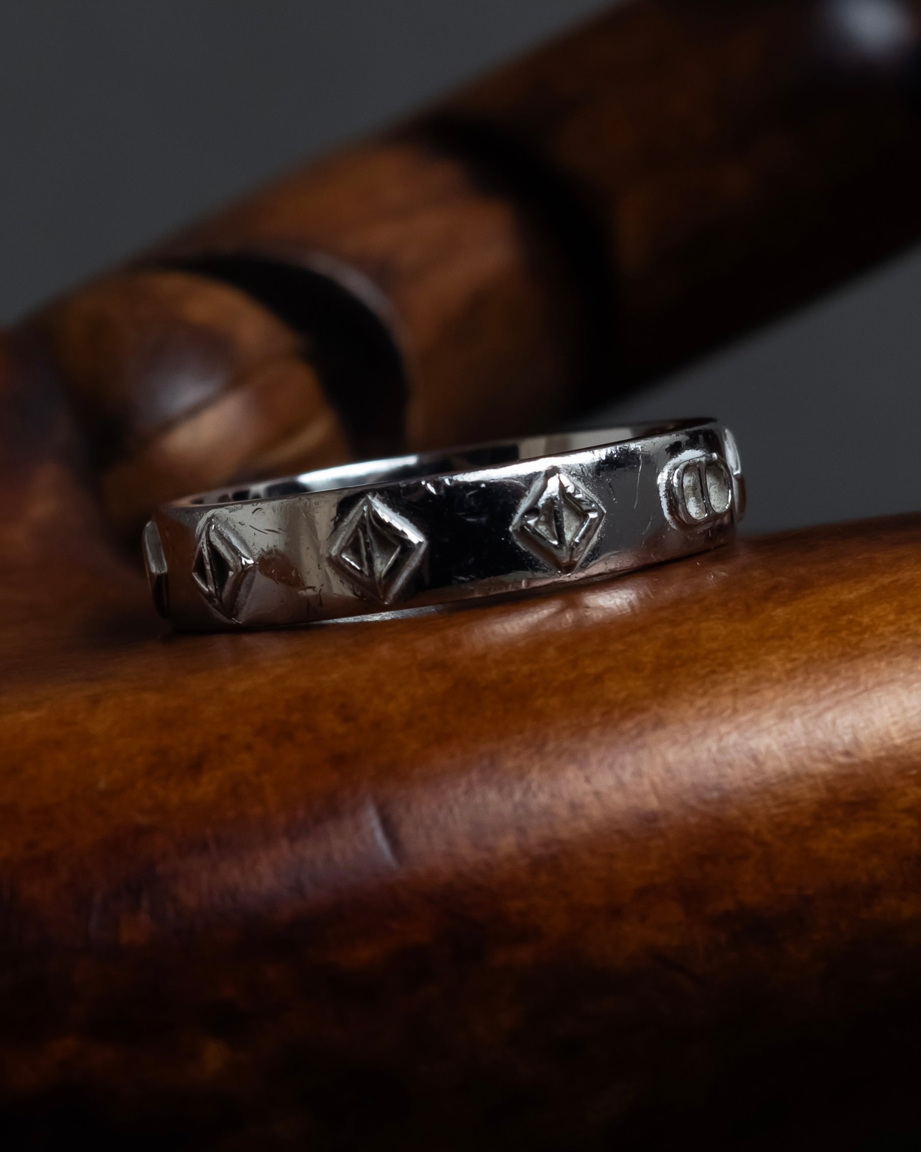 "Christian Dior" CD logo engraved diamond motif silver ring