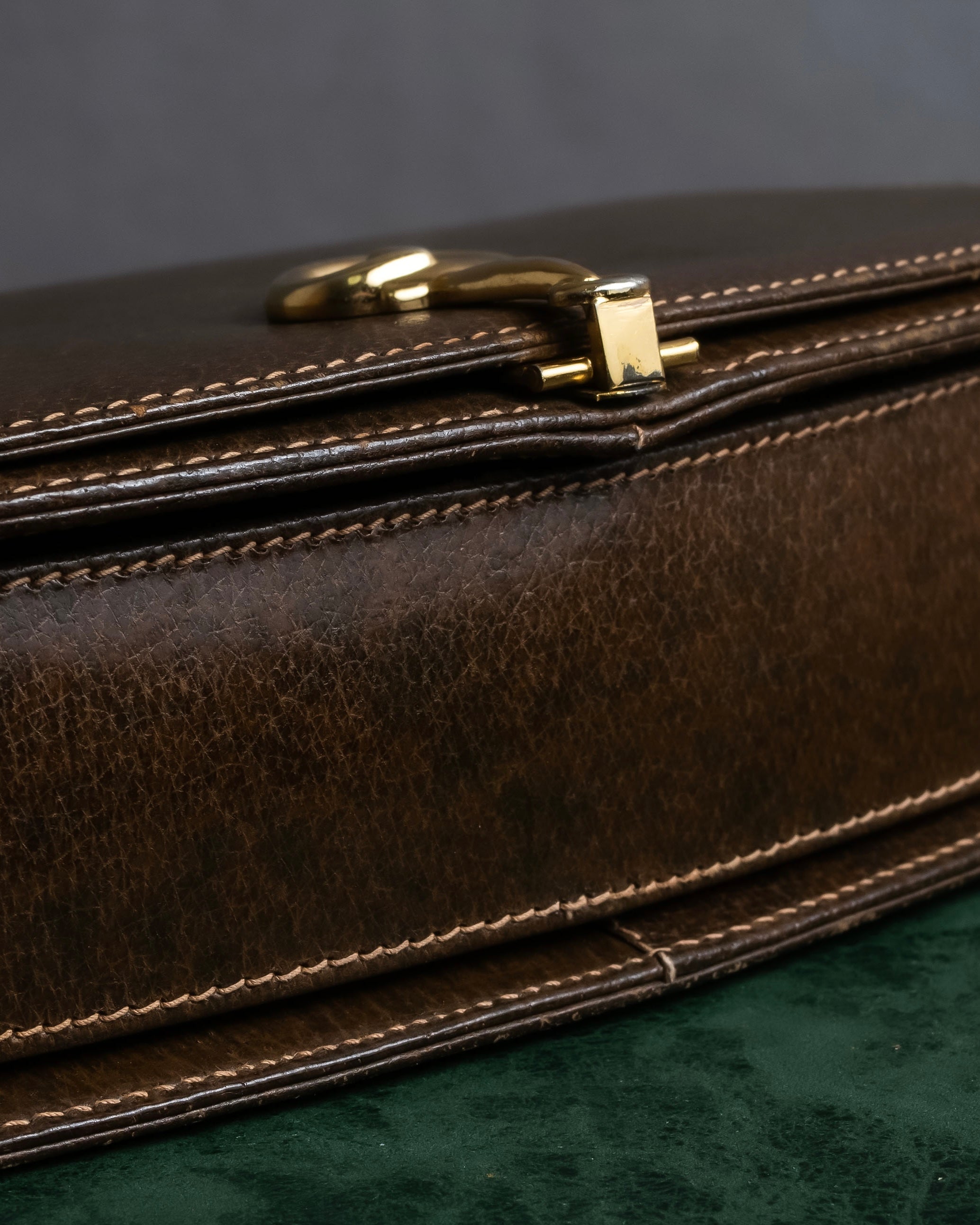 "GUCCI" Vintage horsebit motif leather shoulder bag