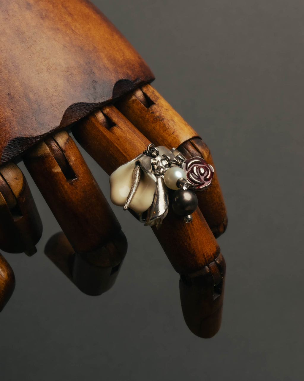 -SPECIAL- “CHANEL” 2005AW charm flower ring