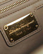 -SPECIAL- “Salvatore Ferragamo” 2015-2017 Vara studded chain shoulder bag