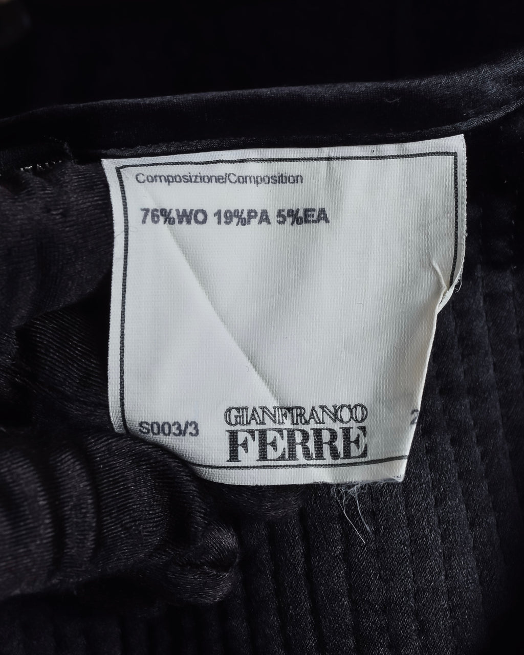 "GIANFRANCO FERRE" Structured wool satin ruffle inner detail set up