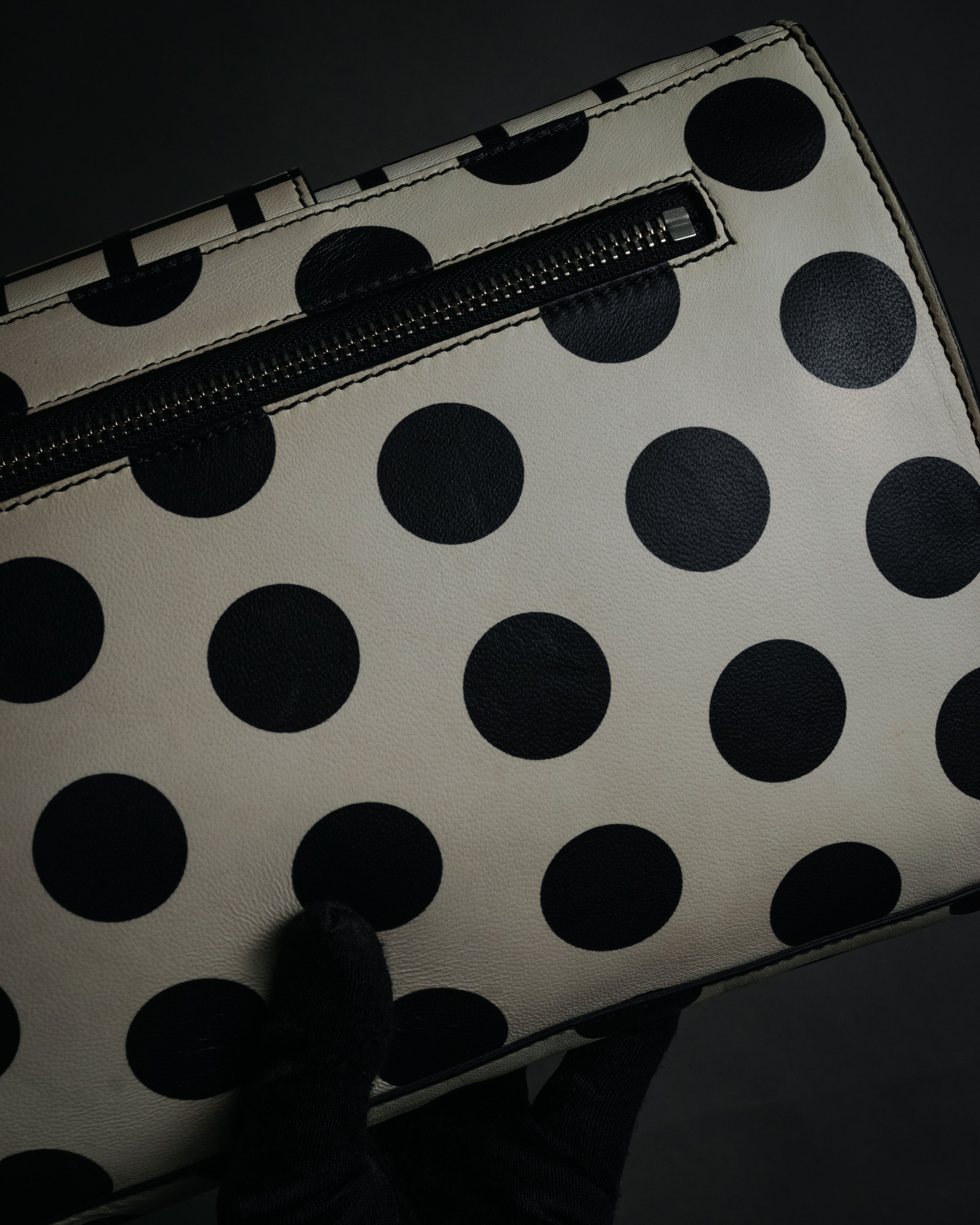 “michino PARIS” 2010’s Graphic pattern salut shoulder bag