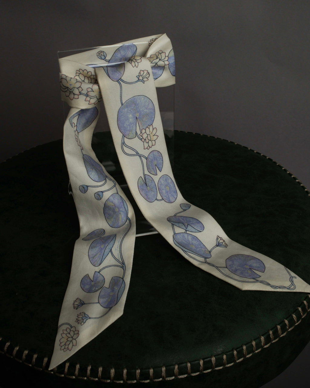 "HERMES" Un Jardin Sur le Nil silk twilly scarf