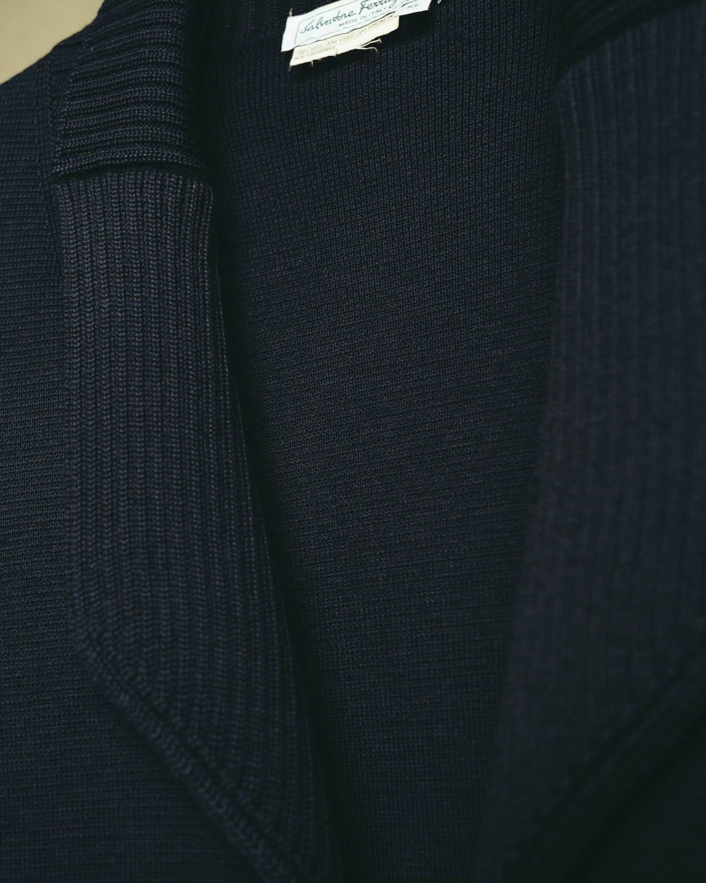 “Salvatore Ferragamo” 80’s-90’s Gancini buckle virgin wool knit jacket