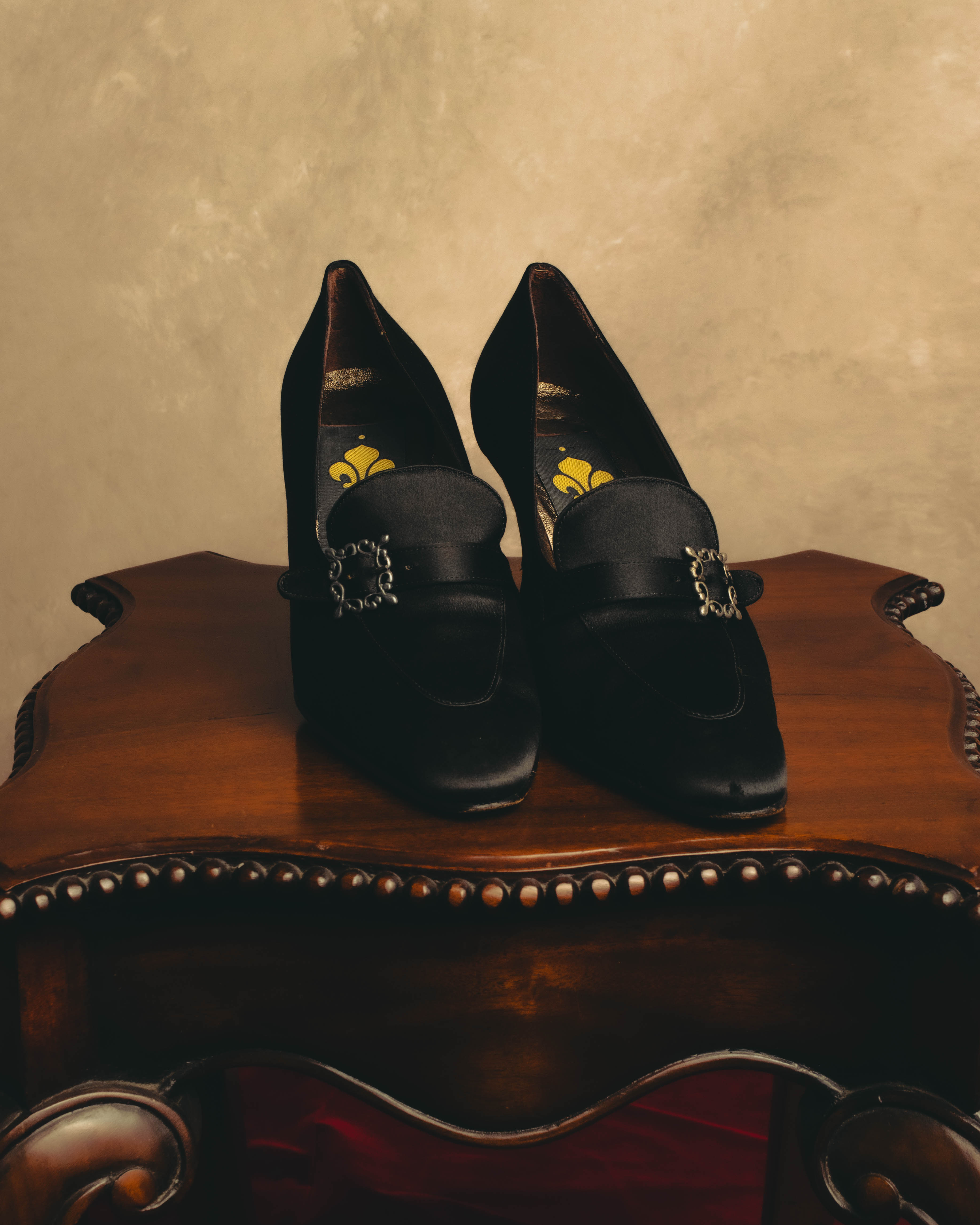 "PATRICK COX" 90's-00's Satin buckle heeled loafer pumps