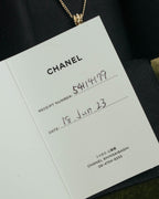 -SPECIAL- “CHANEL” 2017 Cruise Collection Pearl trimmed black pendant necklace