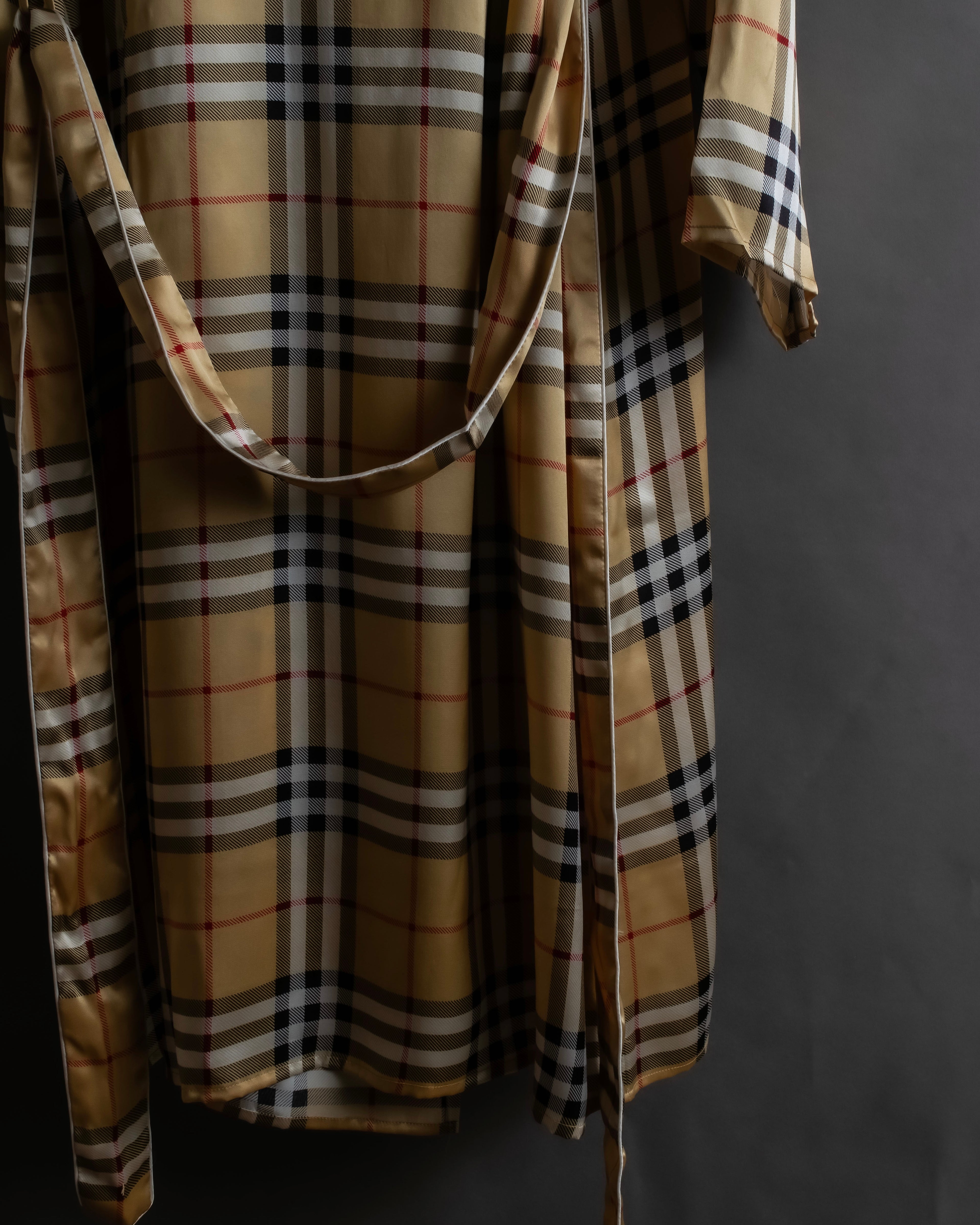 "BURBERRYS" Nova check maxi length silk gown coat