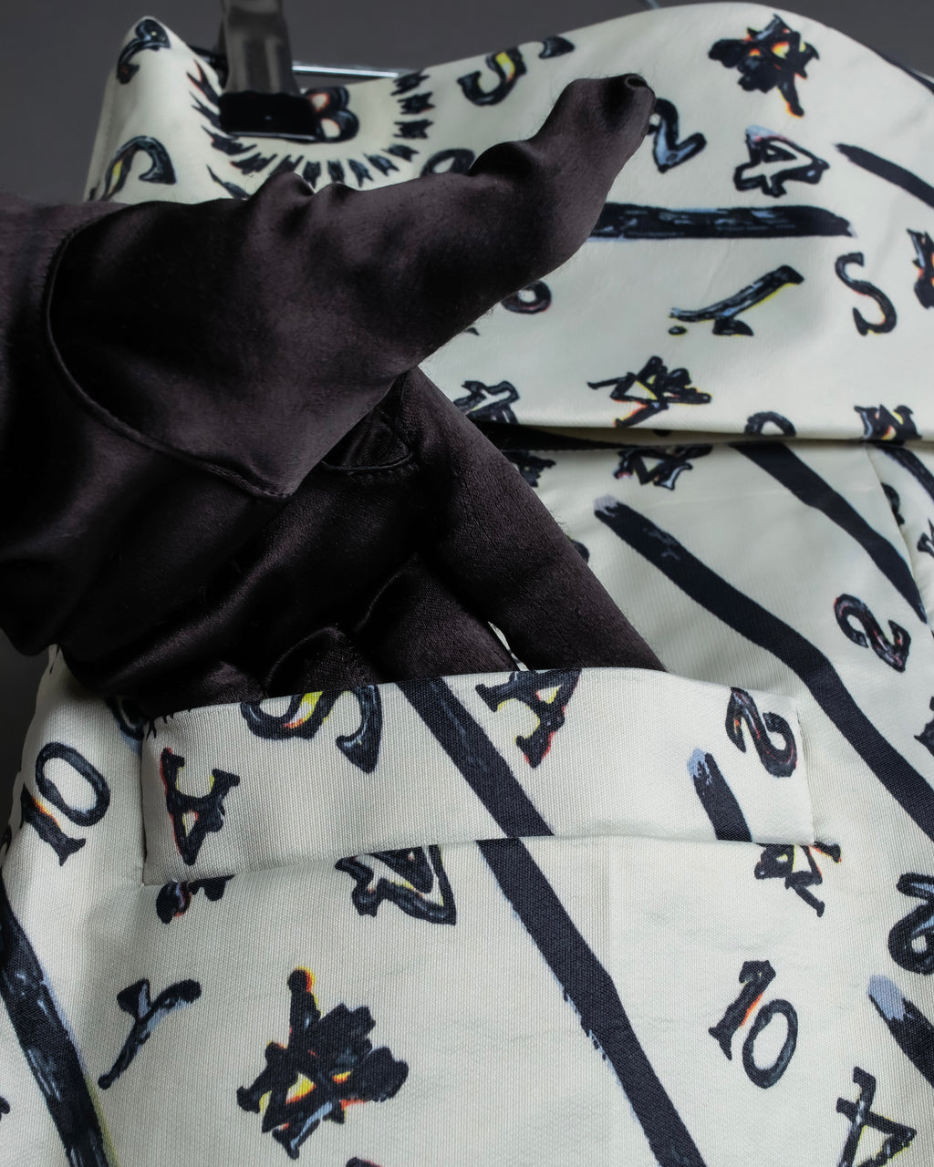 “BALENCIAGA” Number pattern designed shorts