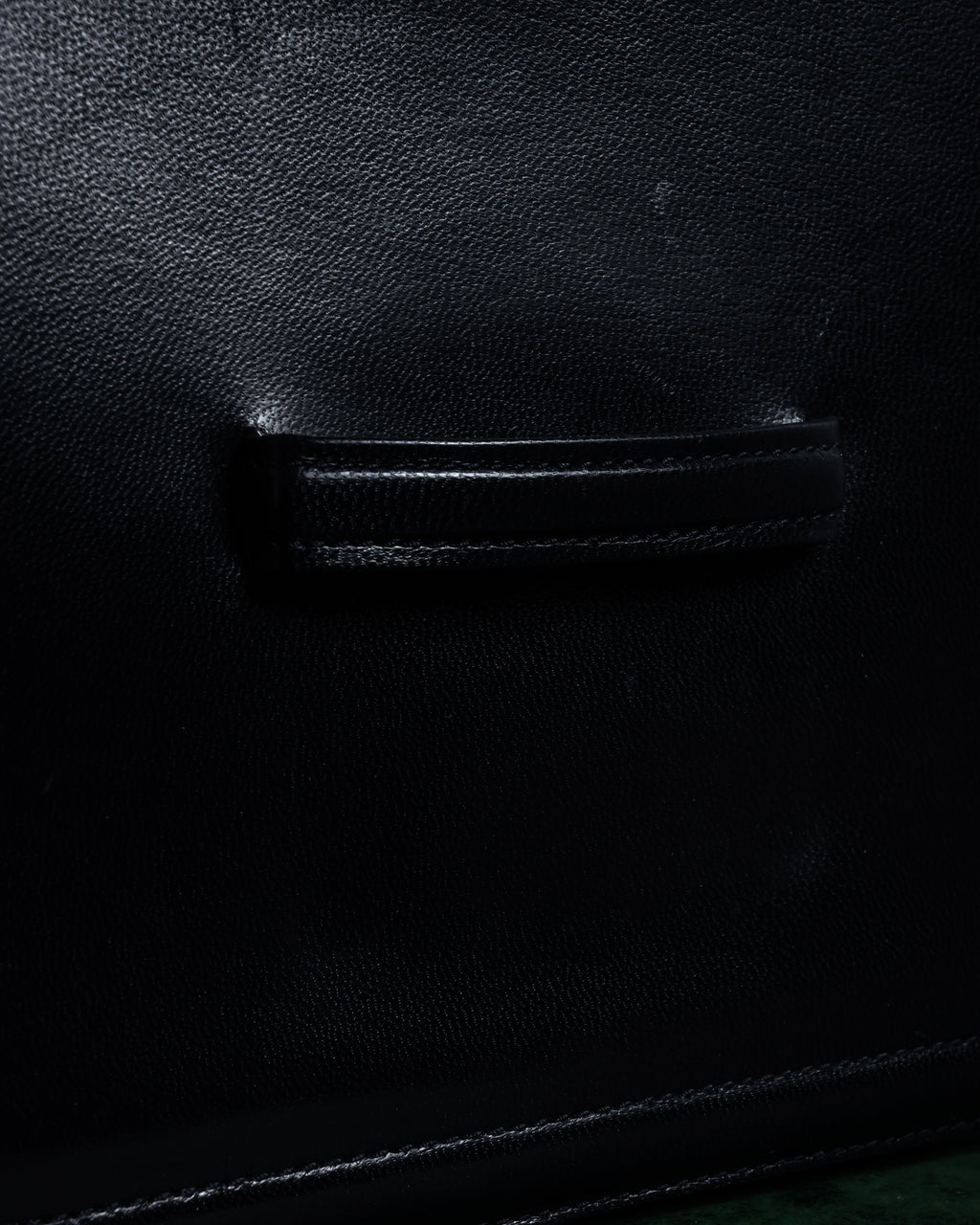 "YVES SAINT LAURENT" Straight ridge design square forum leather bag