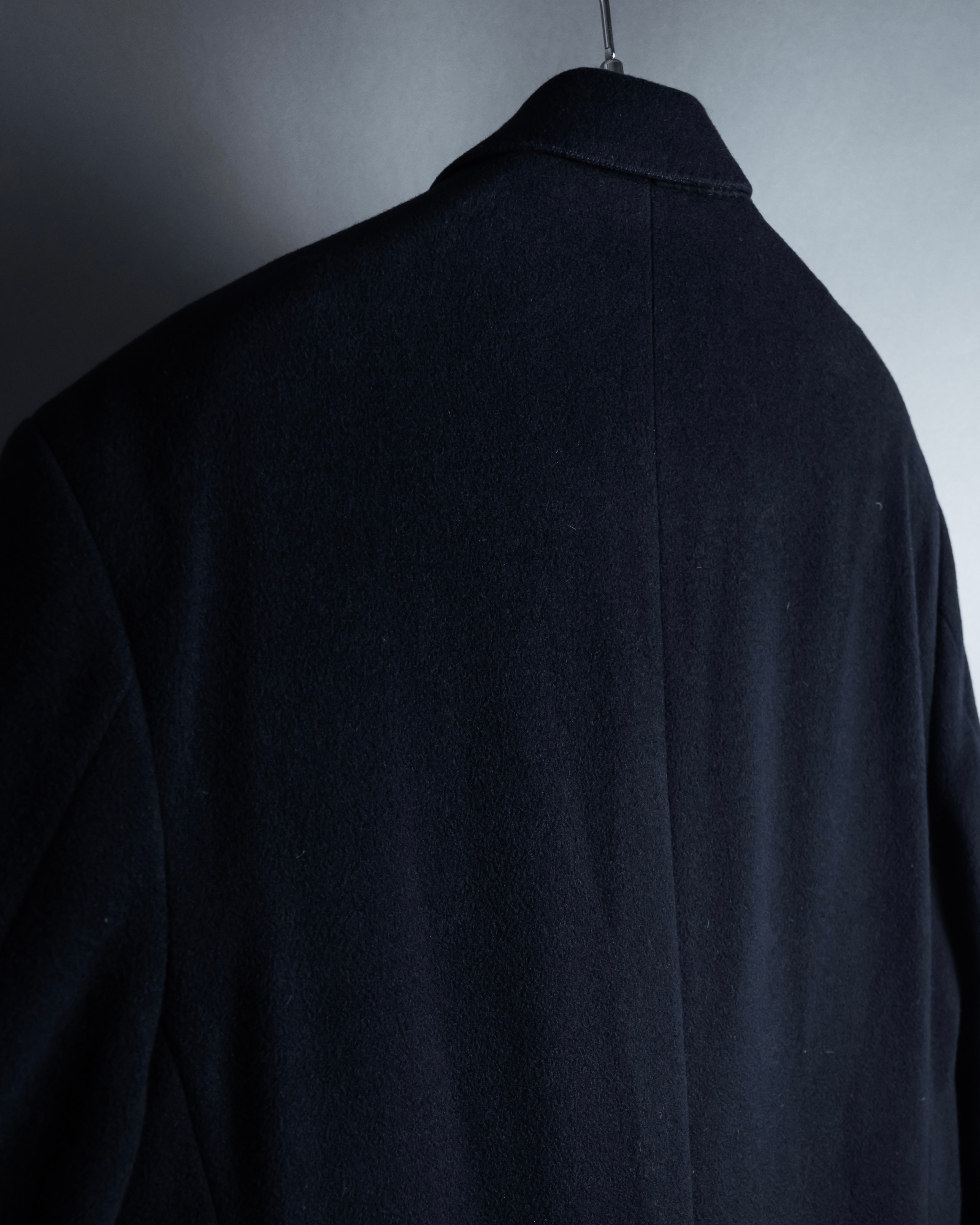 -SPECIAL- "BURBERRYS" 1980-1990's 
Classically tailored oversized 100% cashmere chester coat